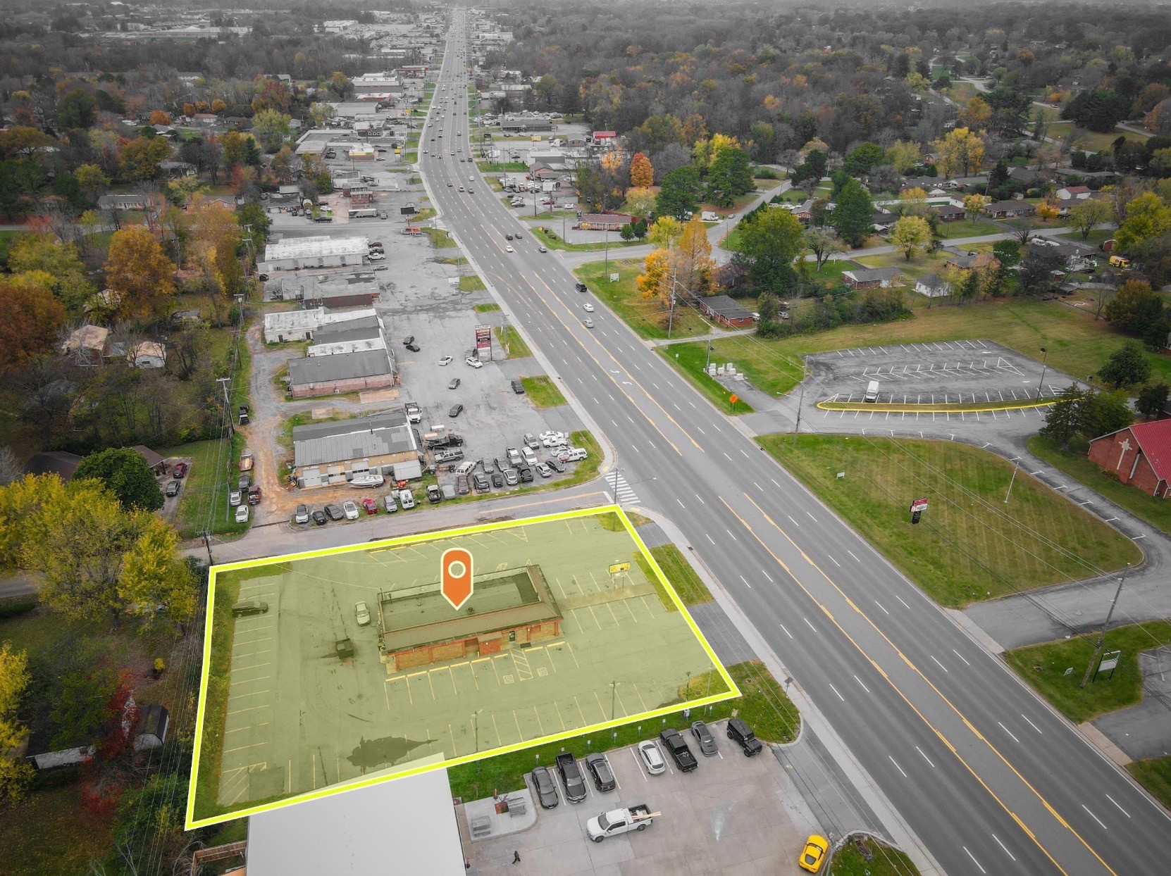 1348 Fort Campbell Blvd Property Photo 1