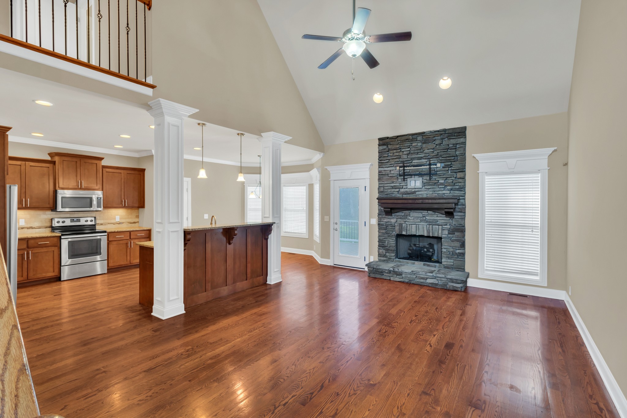 3738 Berryhill Dr Property Photo 9