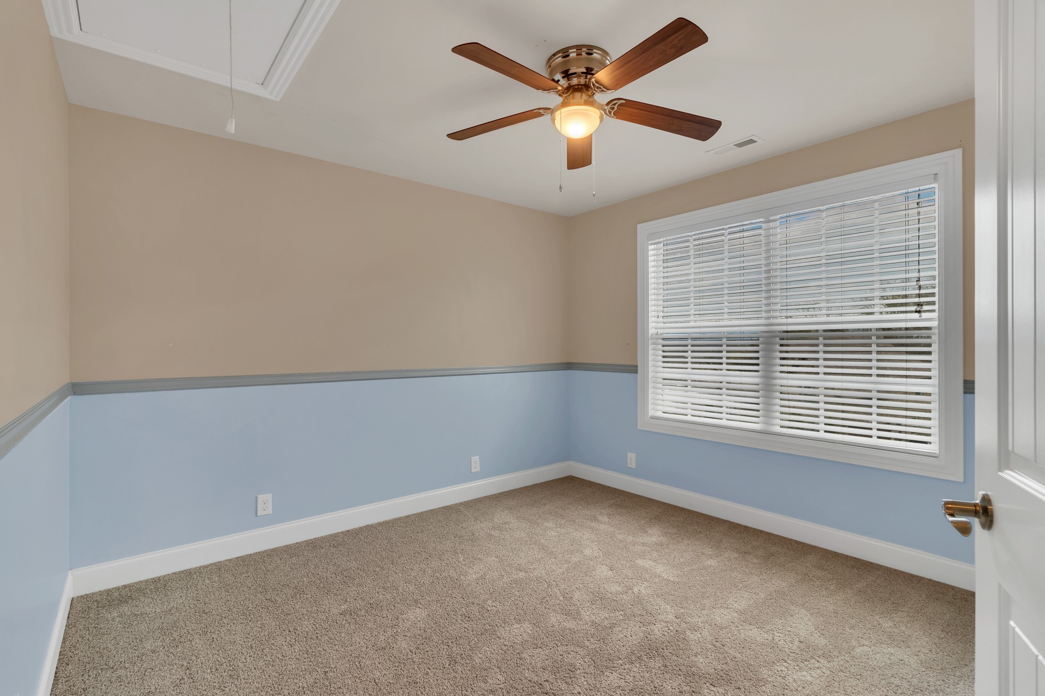 3738 Berryhill Dr Property Photo 27