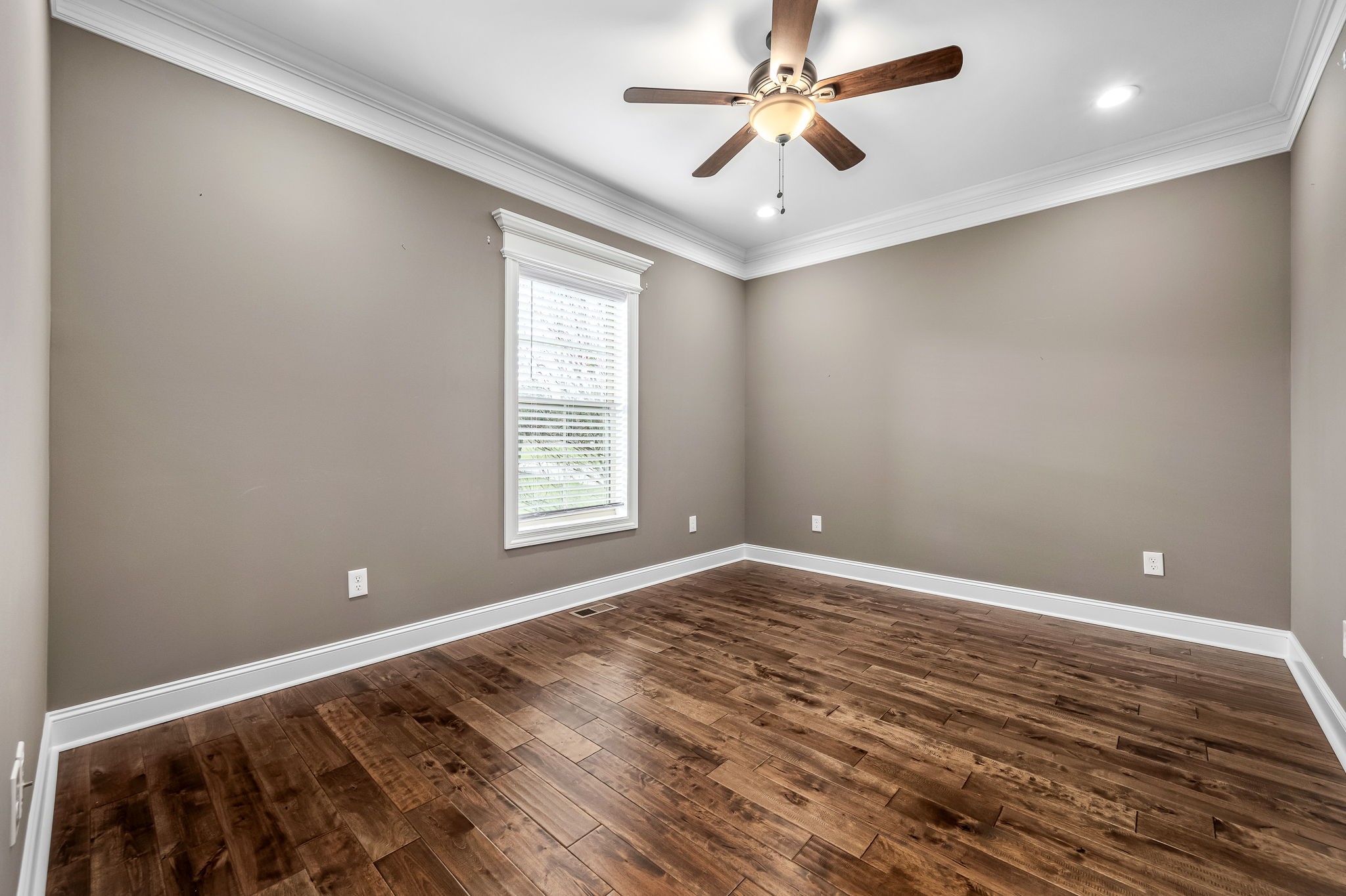 103 Rosehaven Ct Property Photo 38