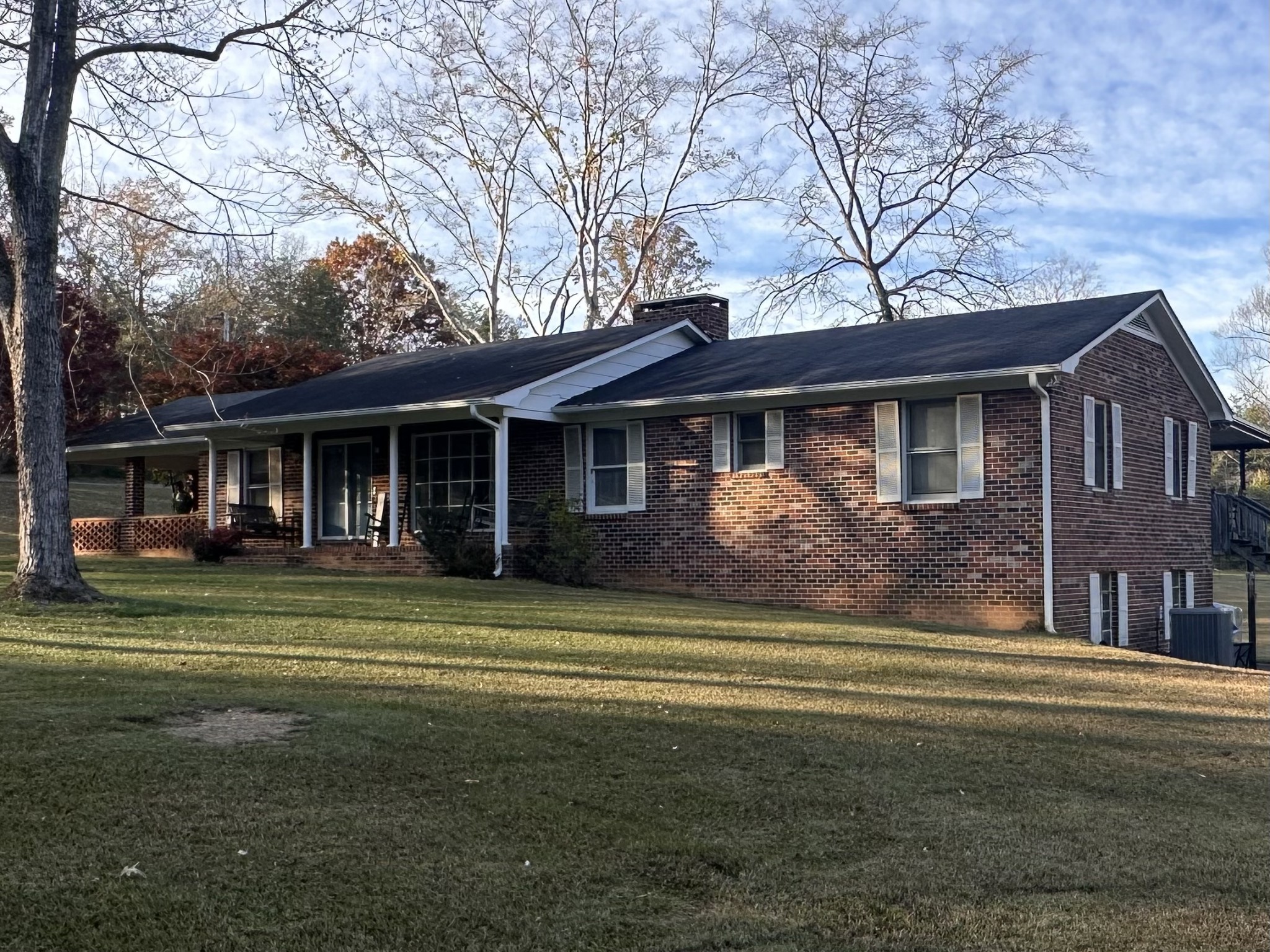 526 Margaret Cir Property Photo