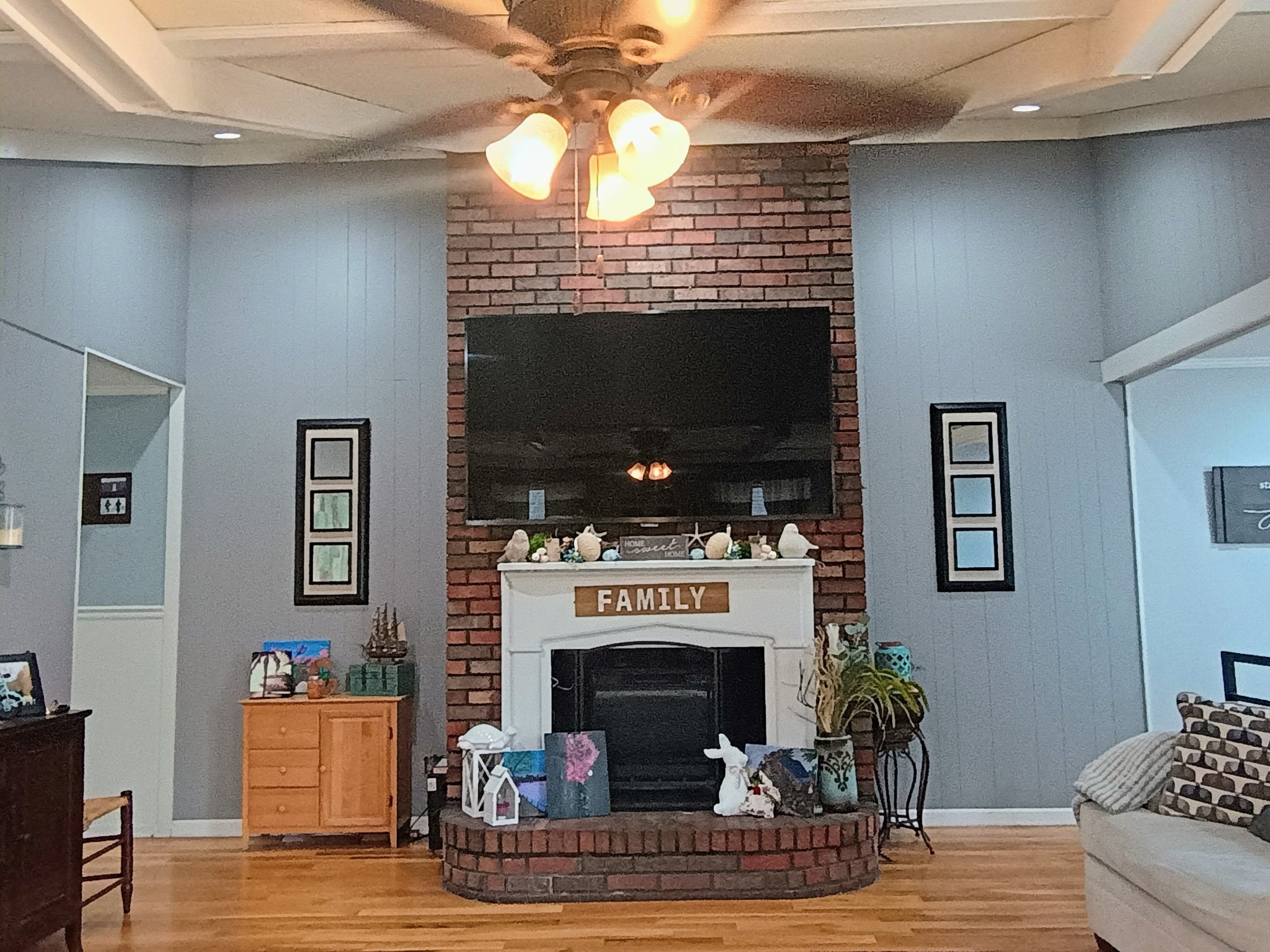 526 Margaret Cir Property Photo 12