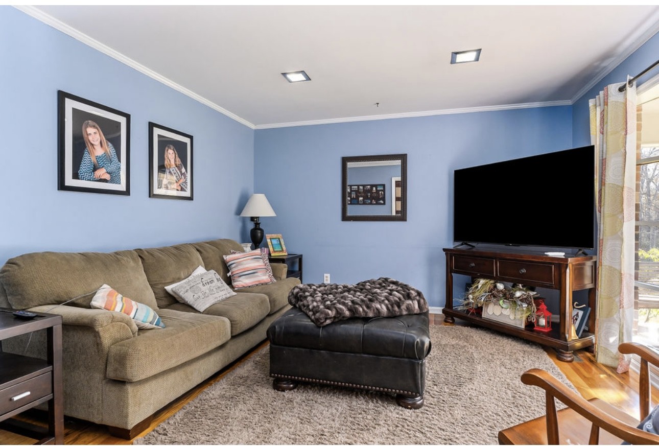 526 Margaret Cir Property Photo 18