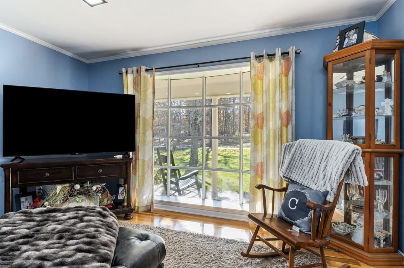 526 Margaret Cir Property Photo 19