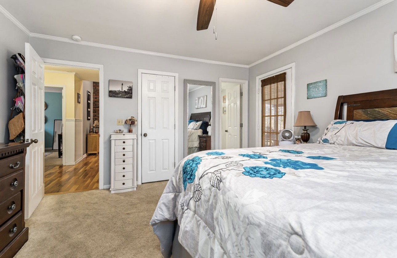 526 Margaret Cir Property Photo 24