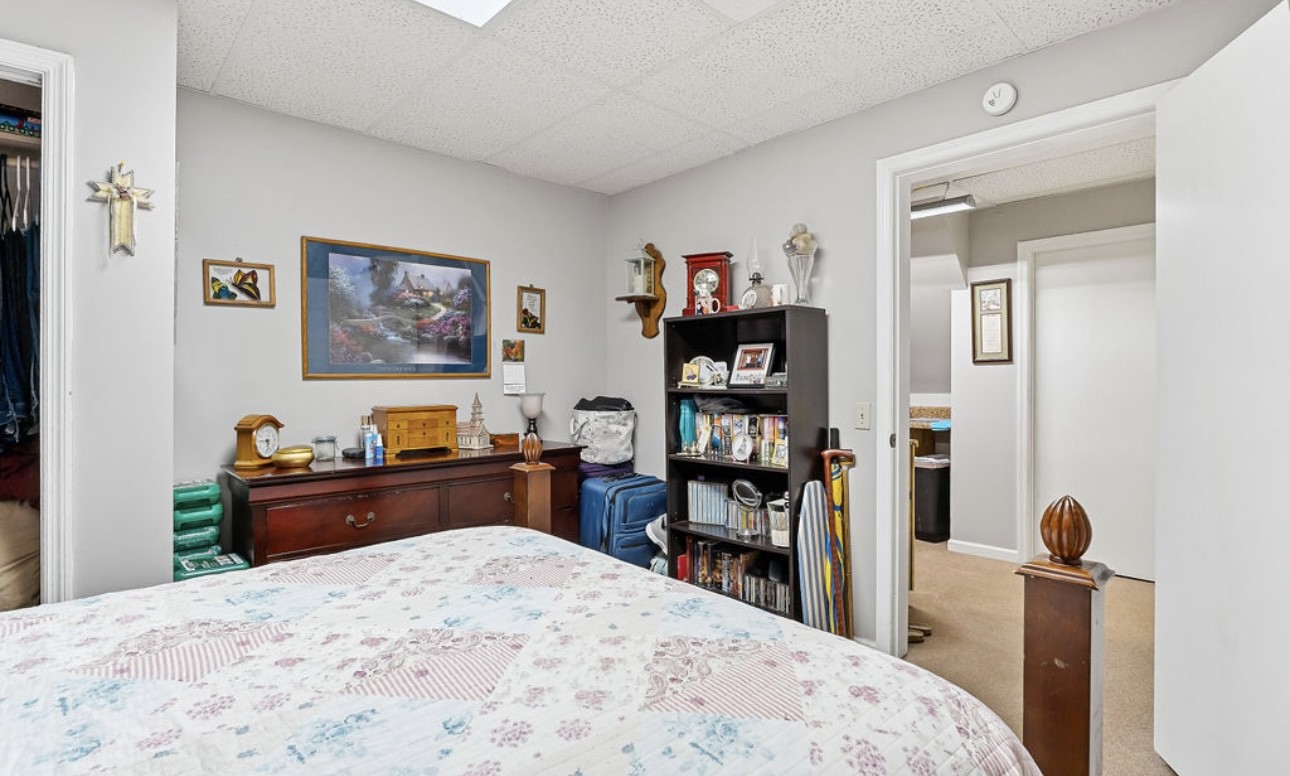 526 Margaret Cir Property Photo 44