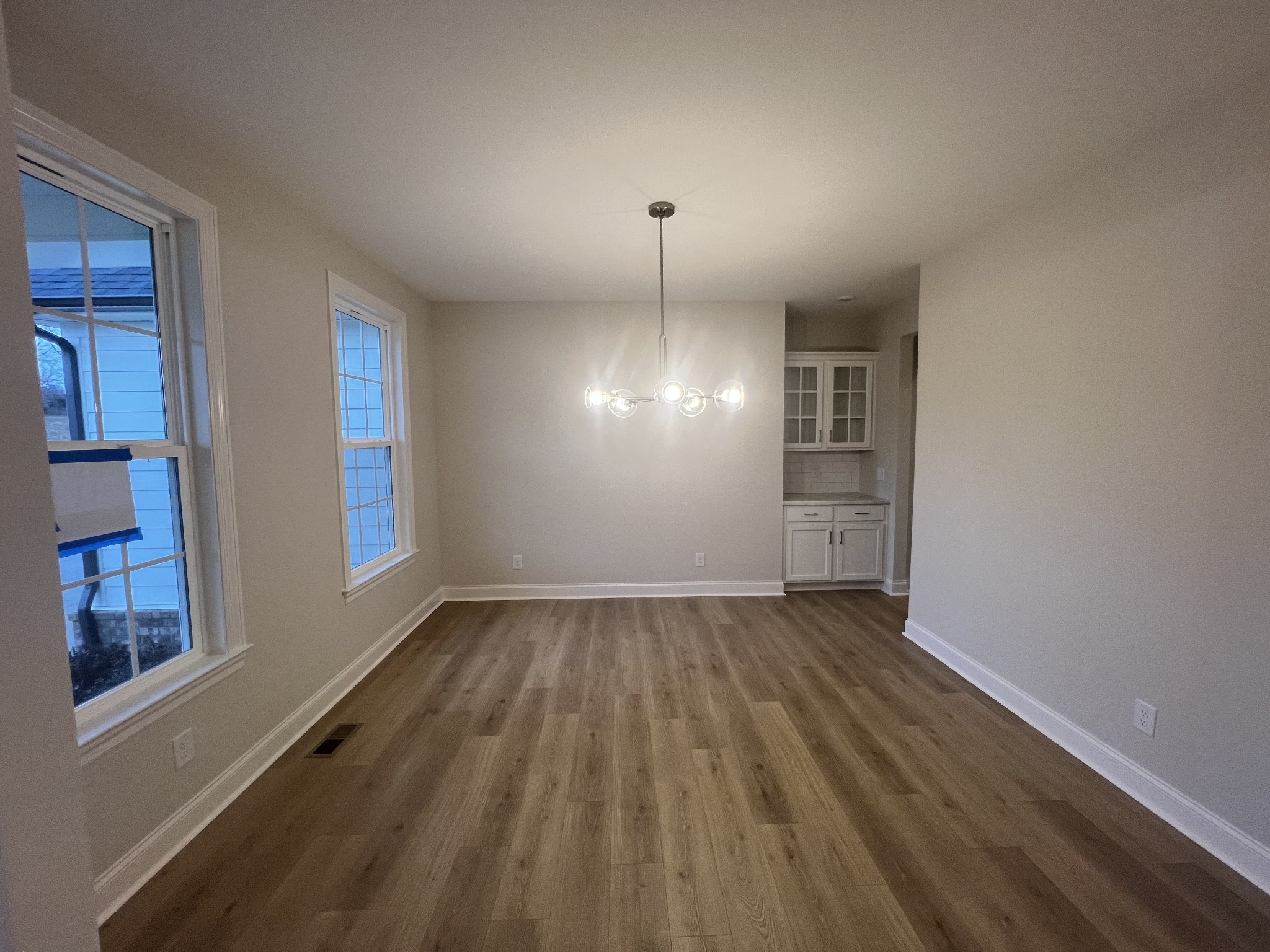 7932 Pine Street Property Photo 5