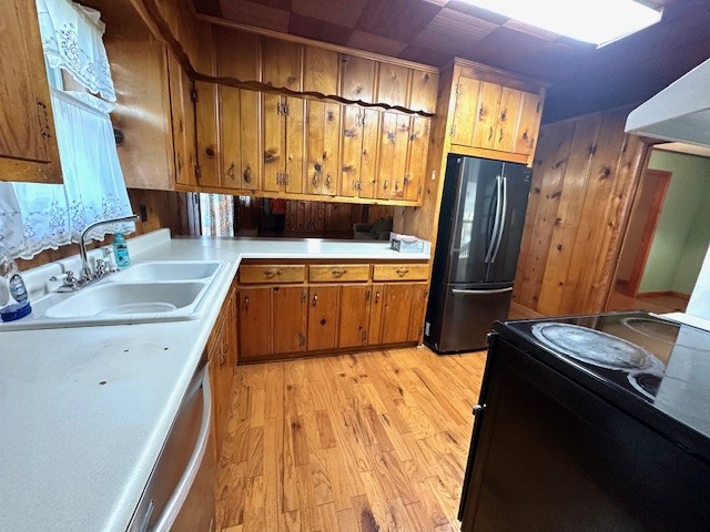 223 Forrest Ave Property Photo 6
