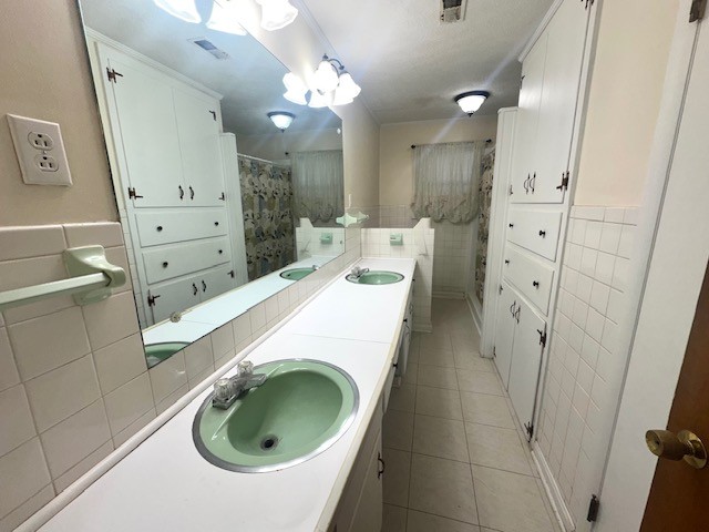 223 Forrest Ave Property Photo 10