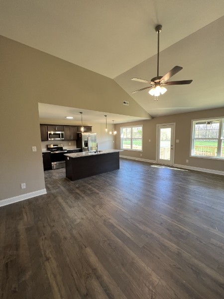 182 Ardell Dr Property Photo 3