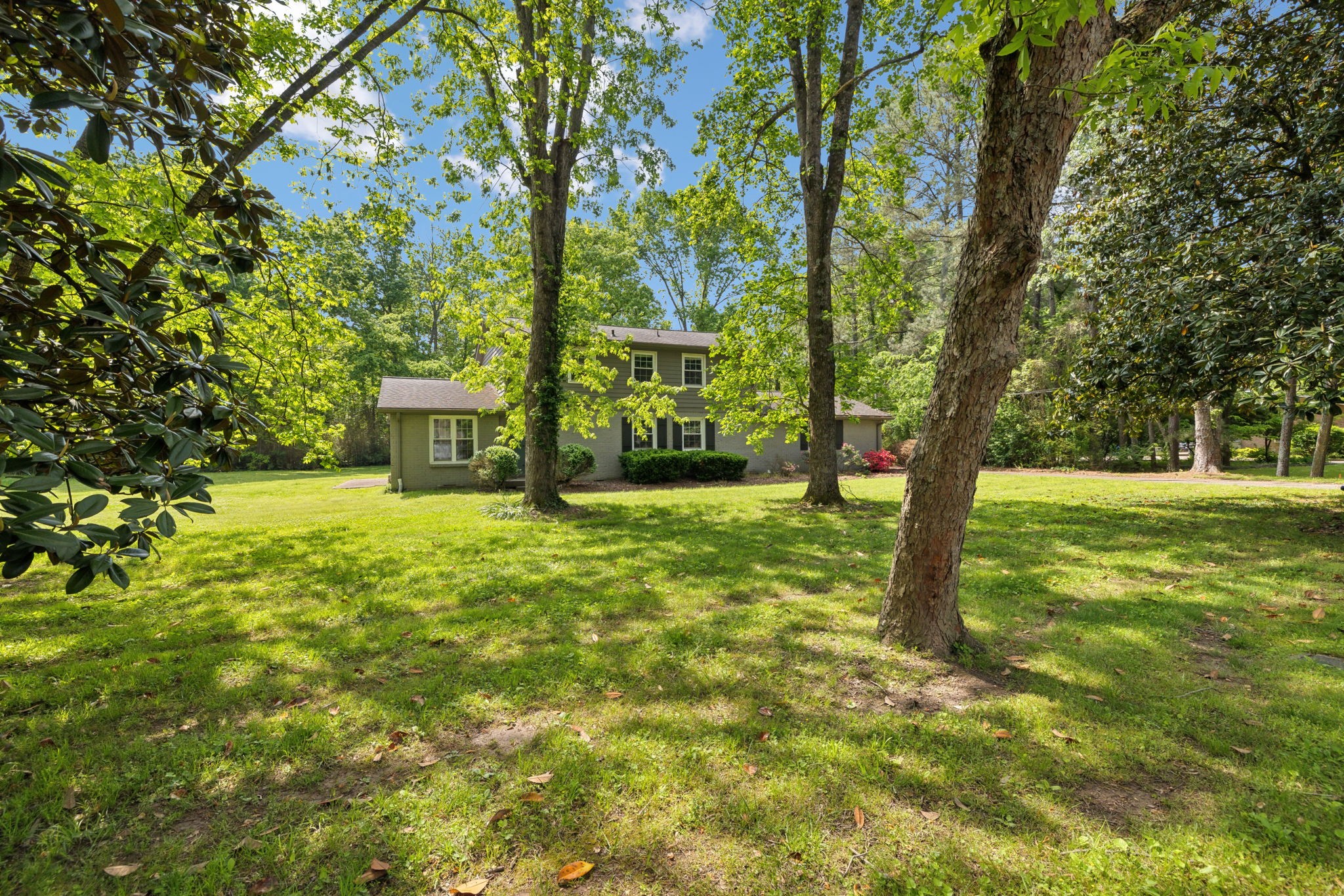 1204 Warner Ct Property Photo 4