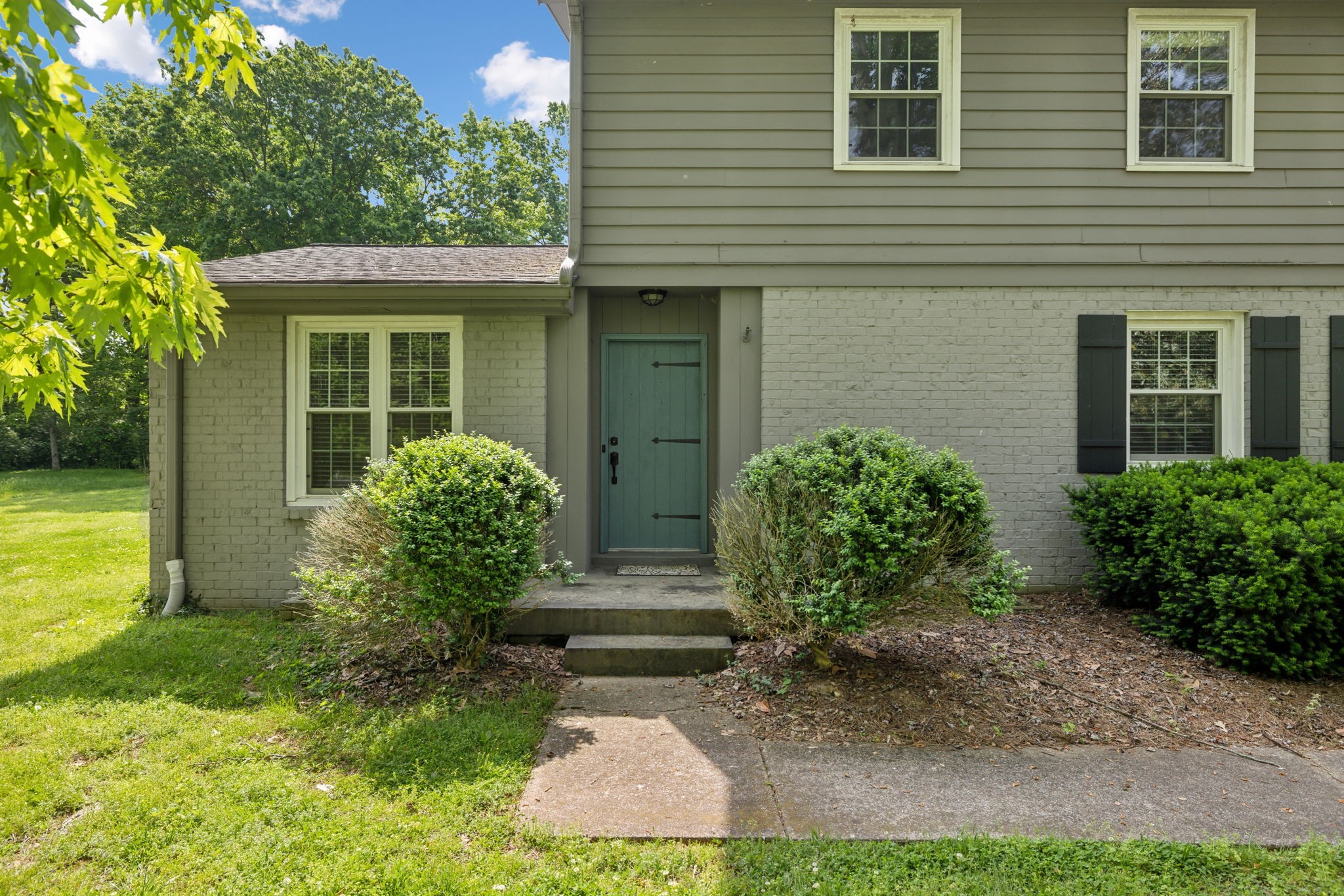 1204 Warner Ct Property Photo 6