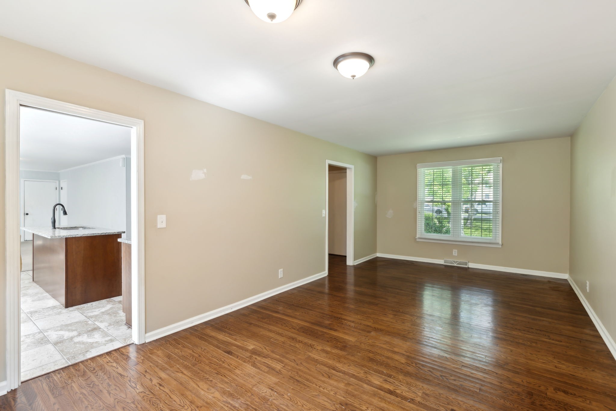 1204 Warner Ct Property Photo 11