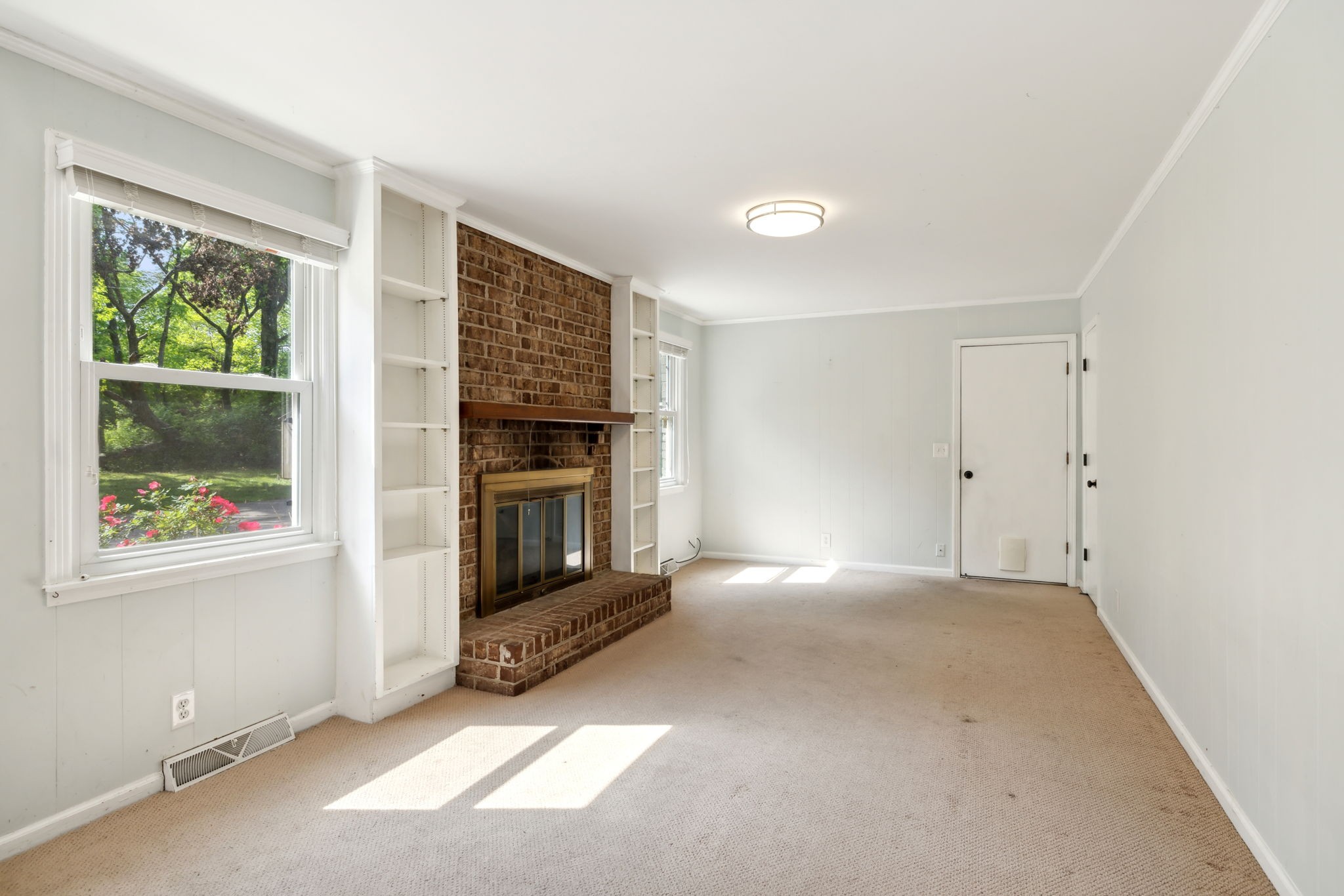 1204 Warner Ct Property Photo 22