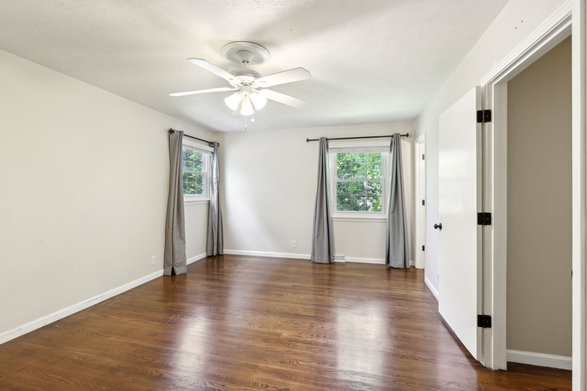 1204 Warner Ct Property Photo 33