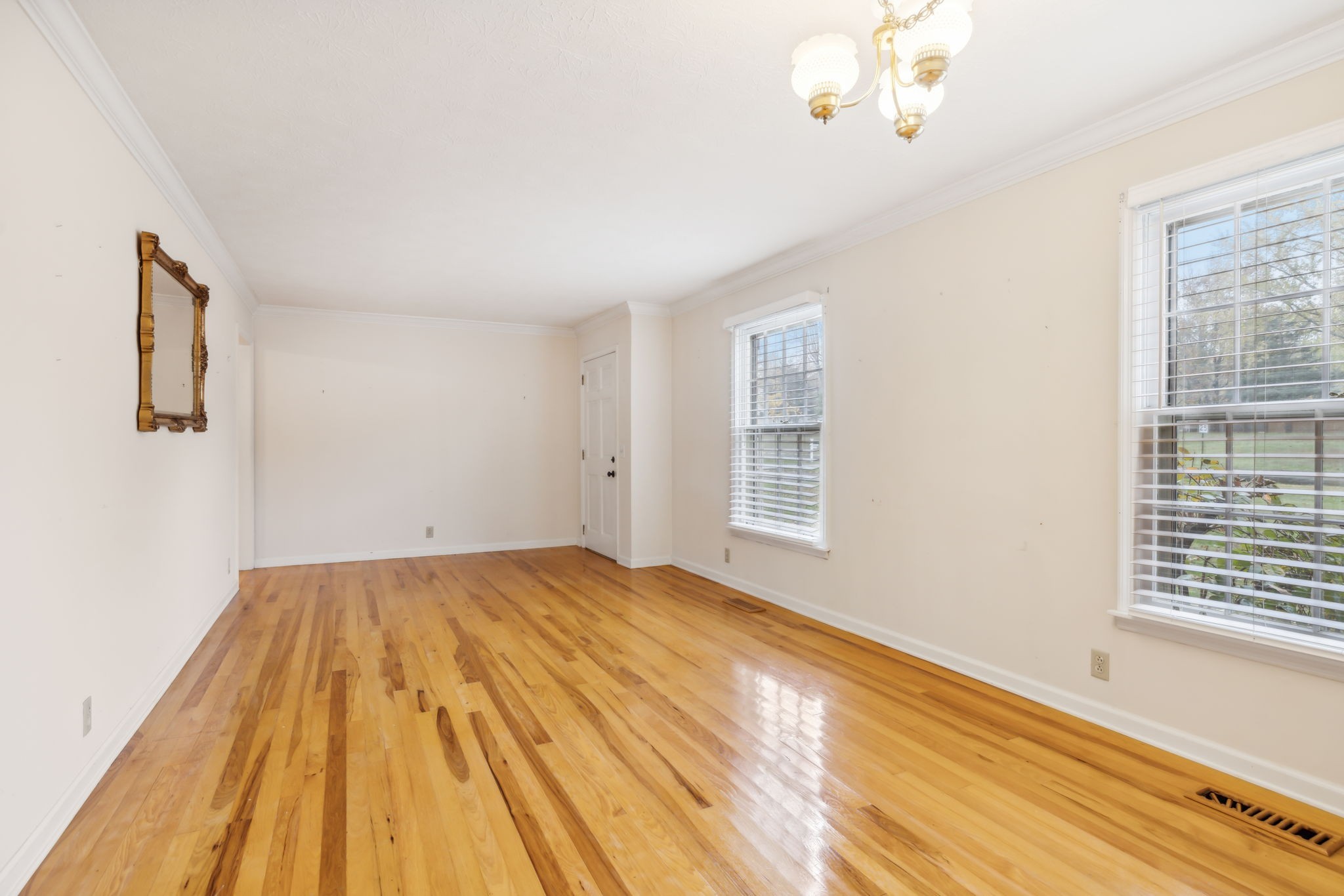 112 Knollwood Ct Property Photo 12