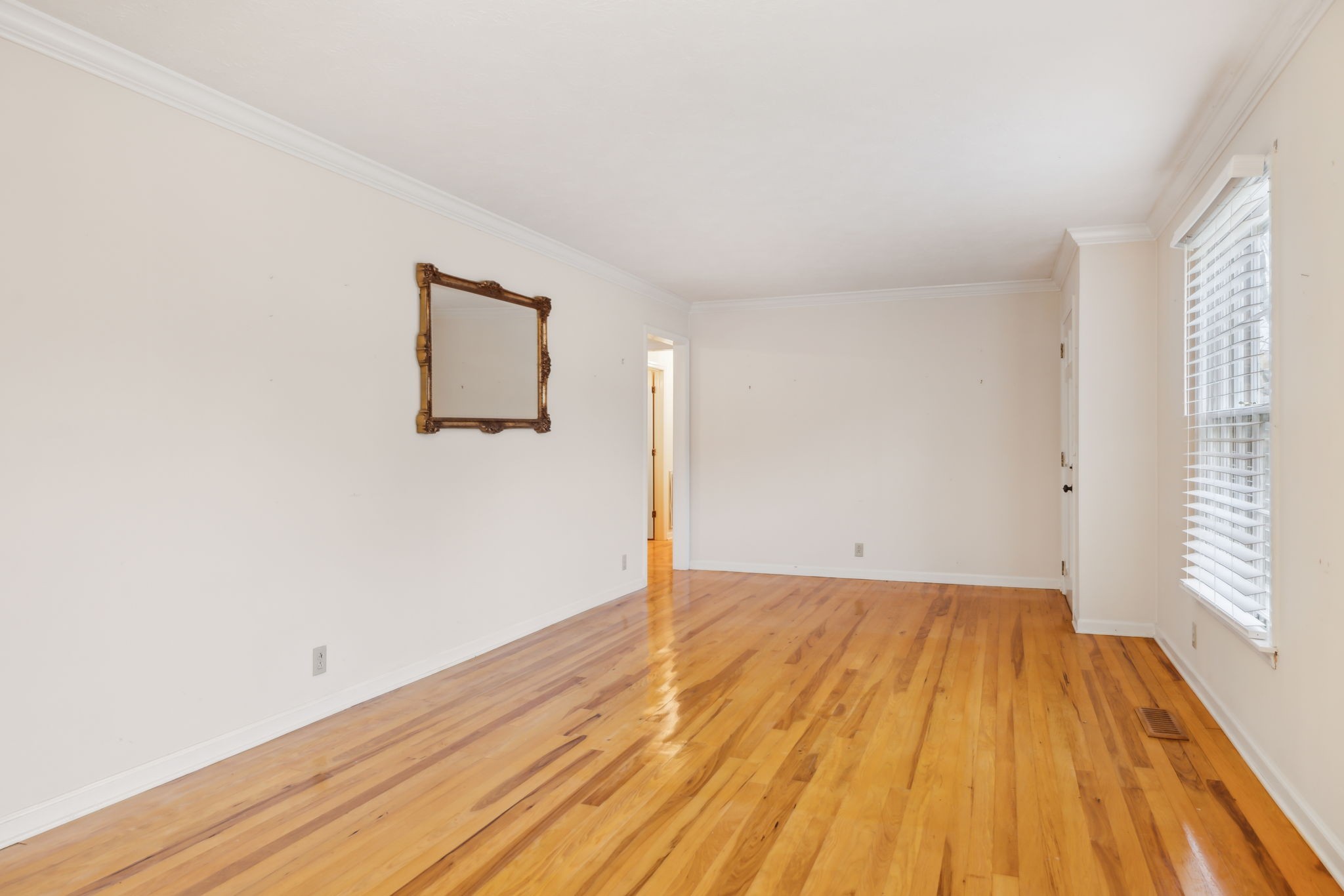 112 Knollwood Ct Property Photo 13
