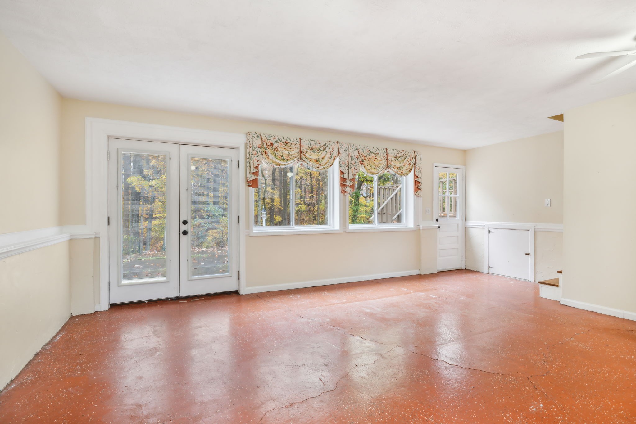 112 Knollwood Ct Property Photo 43