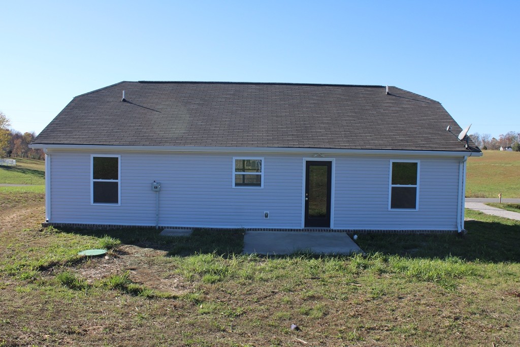 3072 Maple Grove Rd Property Photo 13