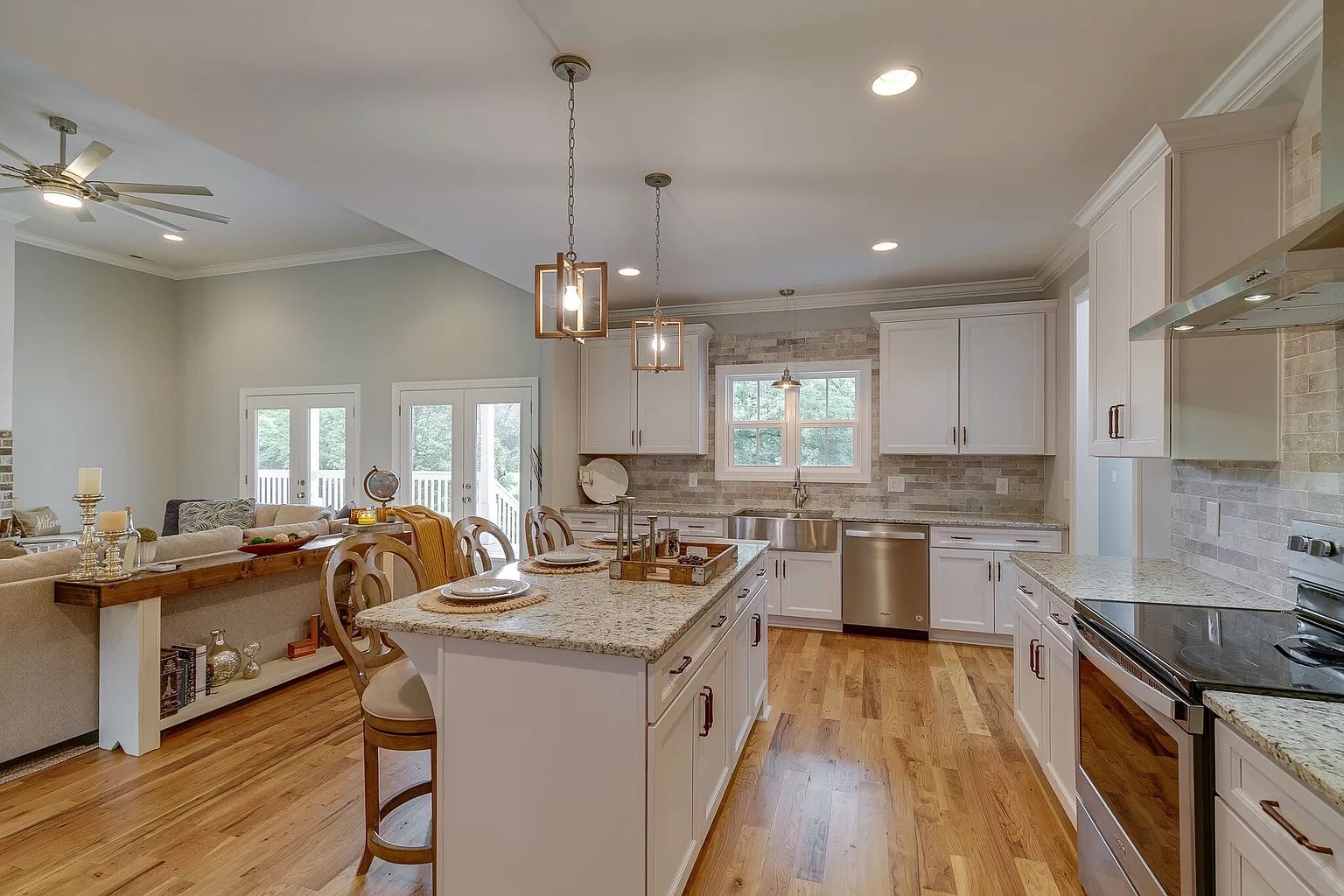 11b Double Branch Property Photo 15