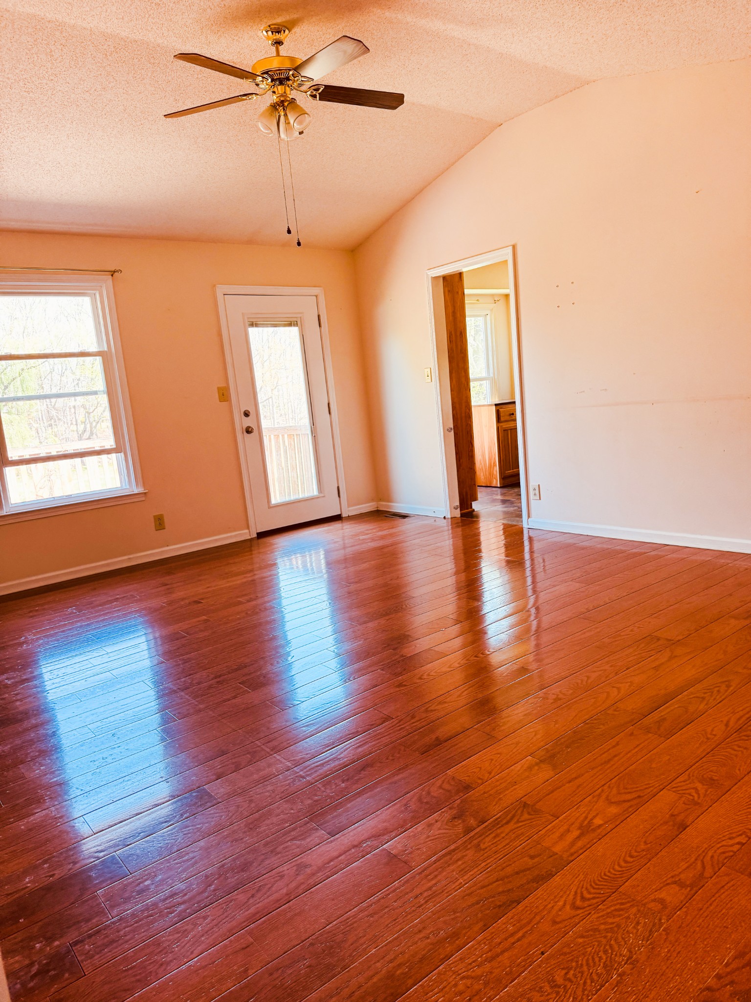 1651 Ogburn Chapel Rd Property Photo 2