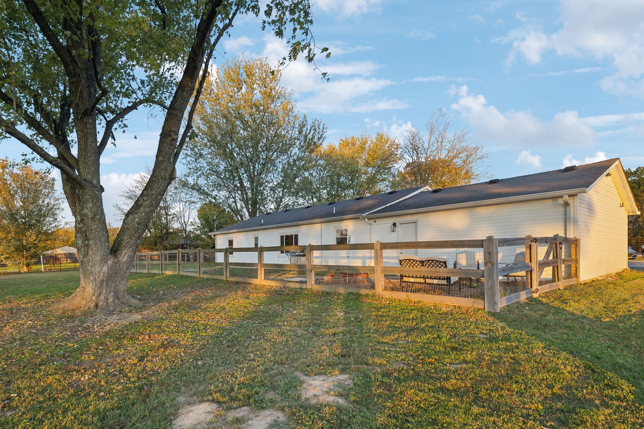 2236 Highway 76 Property Photo 6