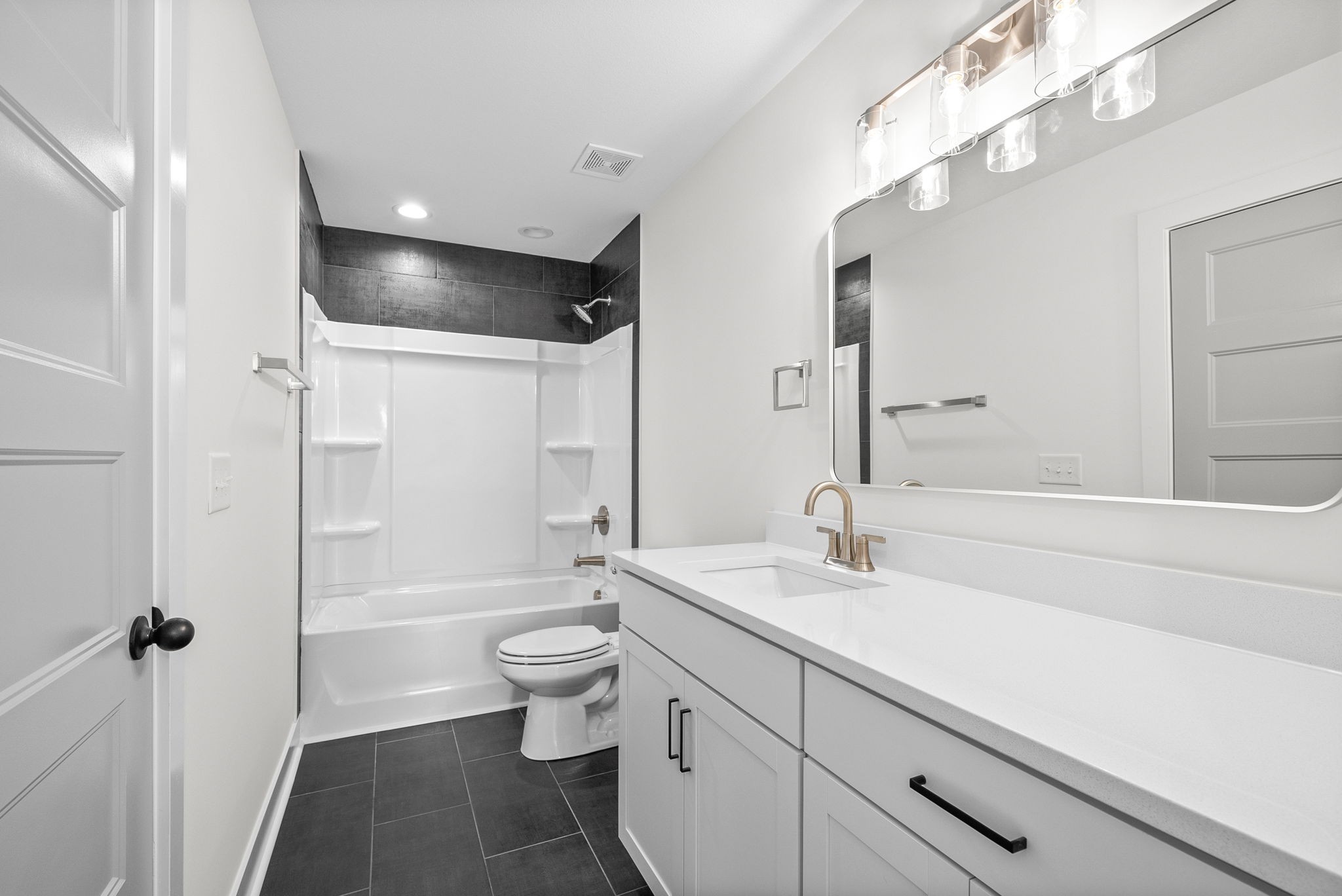 286 Harrowgate Dr Property Photo 35