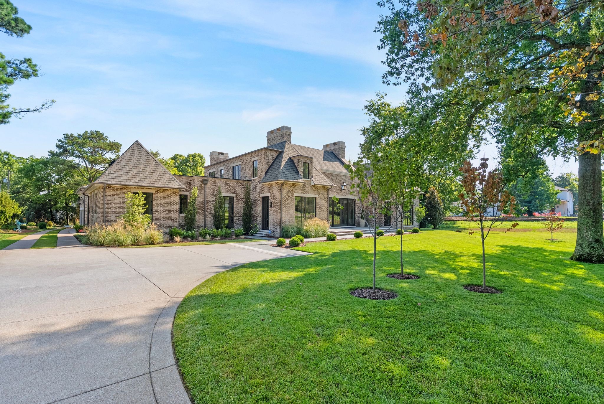 1206 Tyne Blvd Property Photo 8