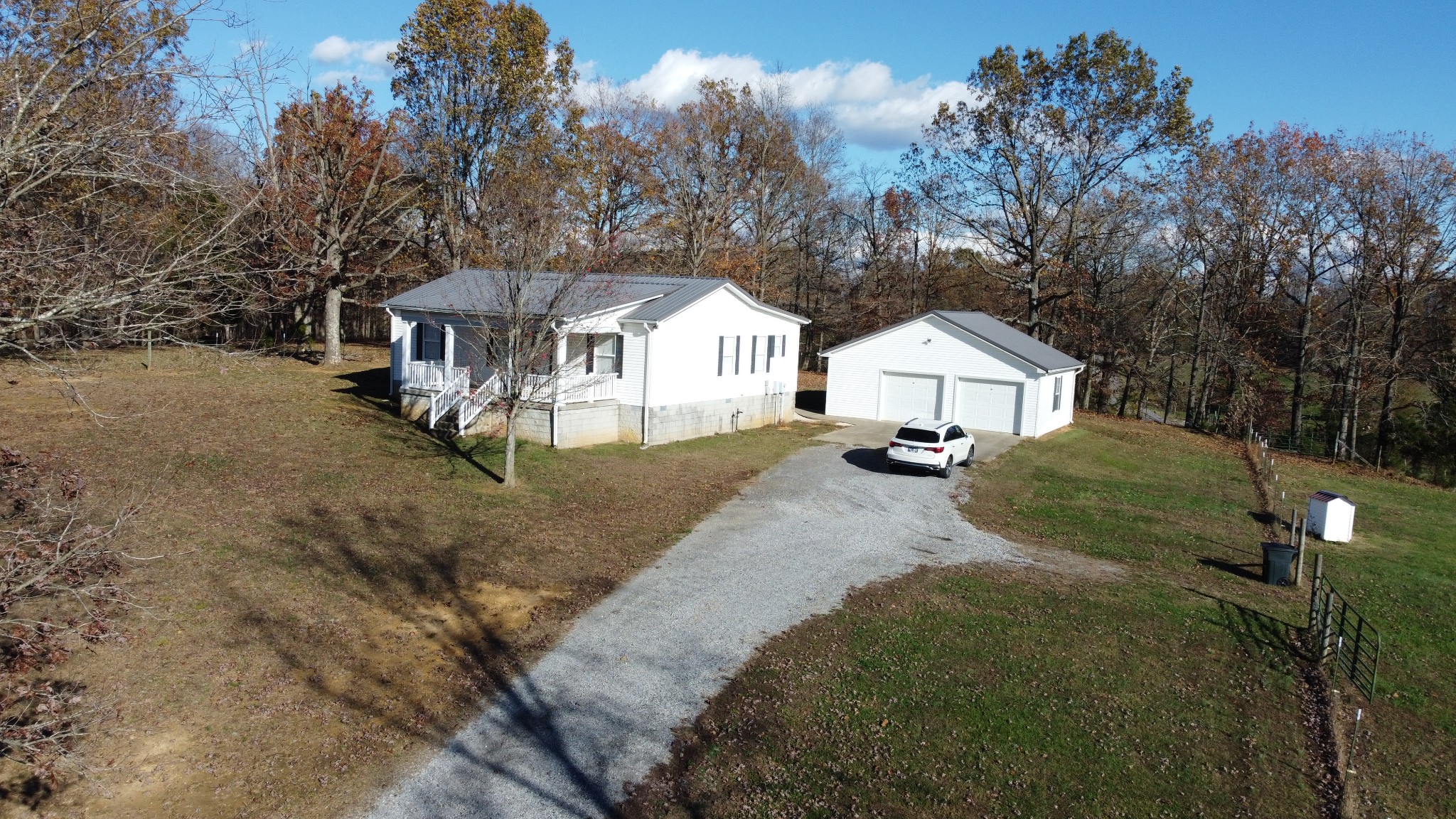 104 B V Young Rd Property Photo 2