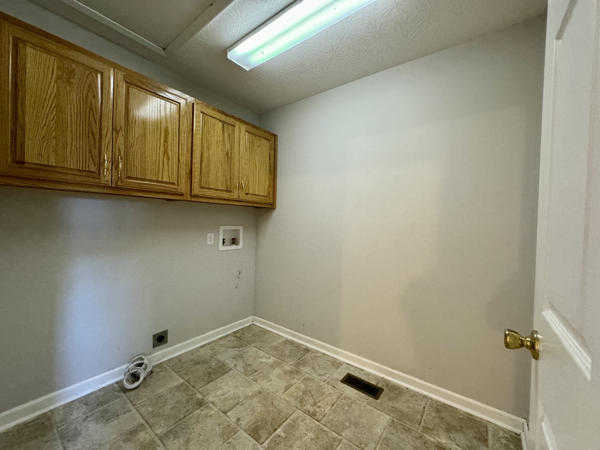104 B V Young Rd Property Photo 12