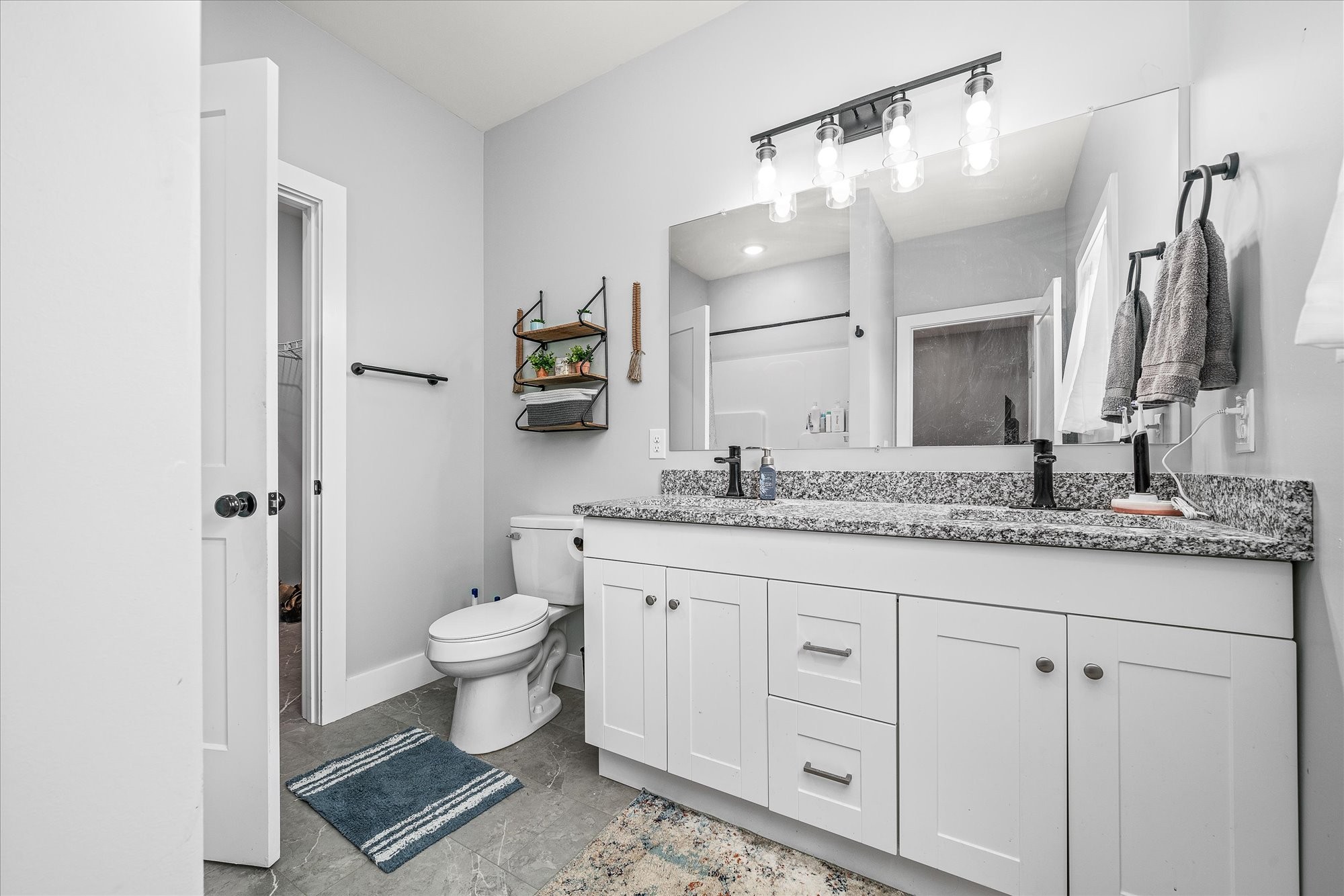 710 Sullivan Bend Road Property Photo 15