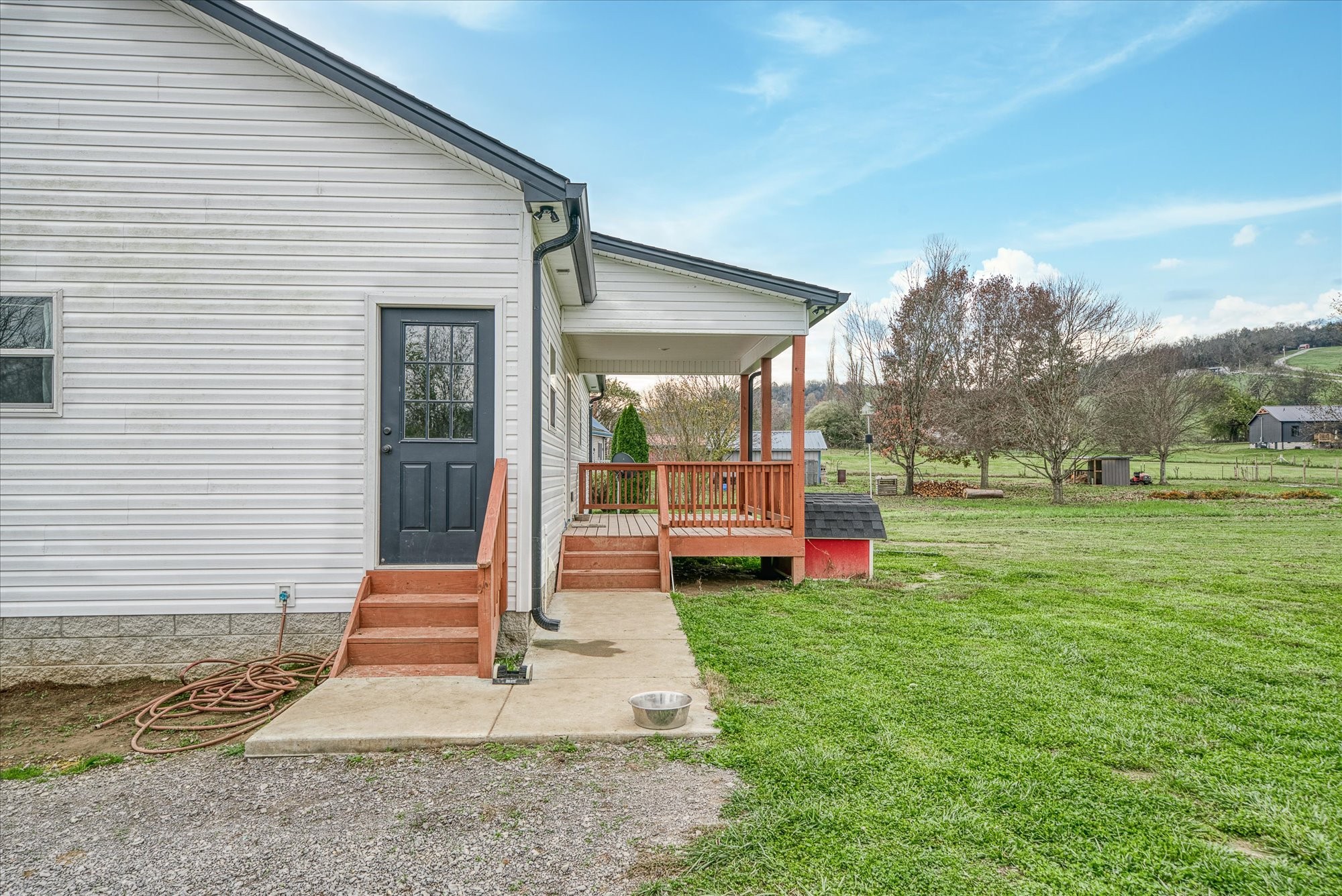 710 Sullivan Bend Road Property Photo 24