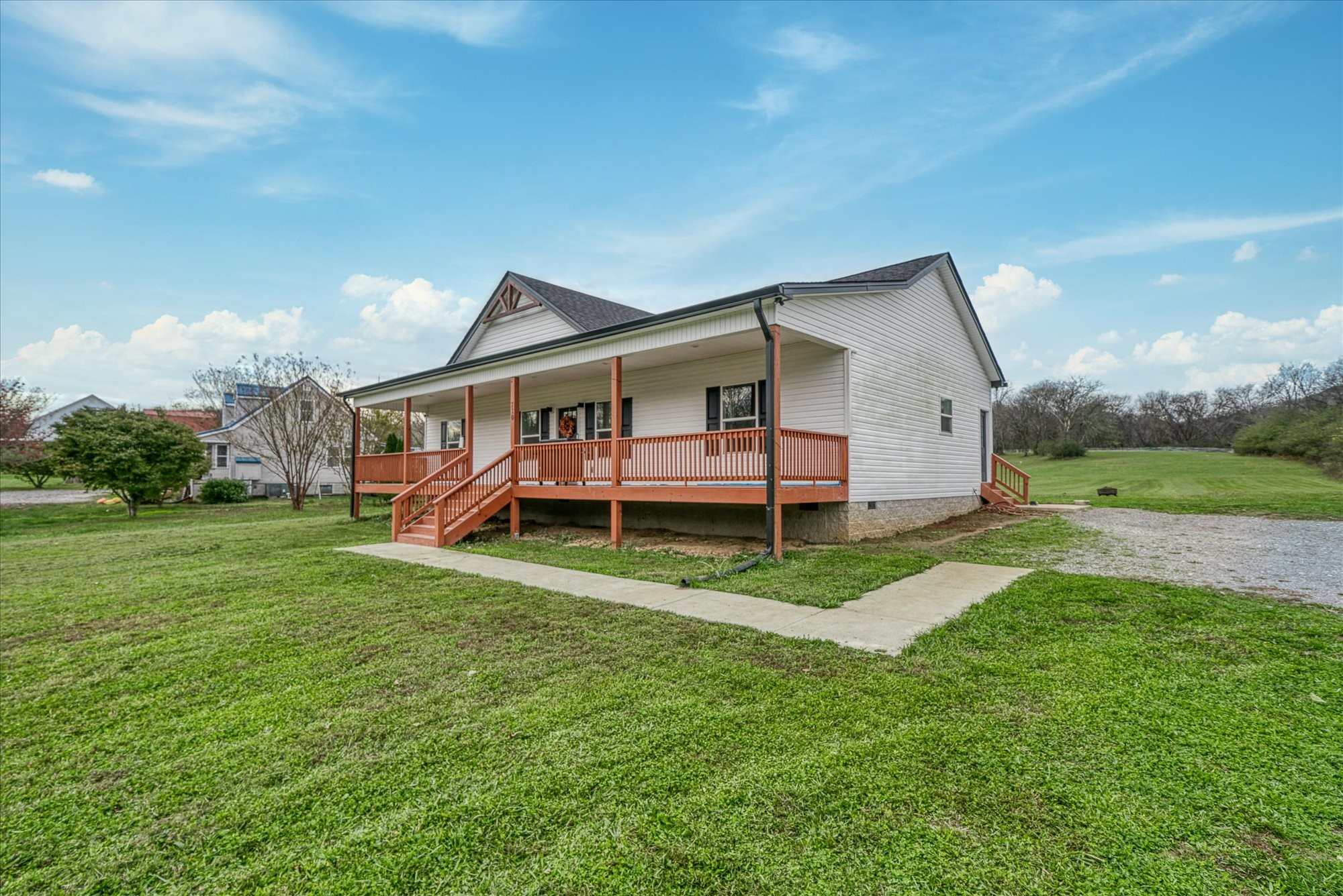 710 Sullivan Bend Road Property Photo 27