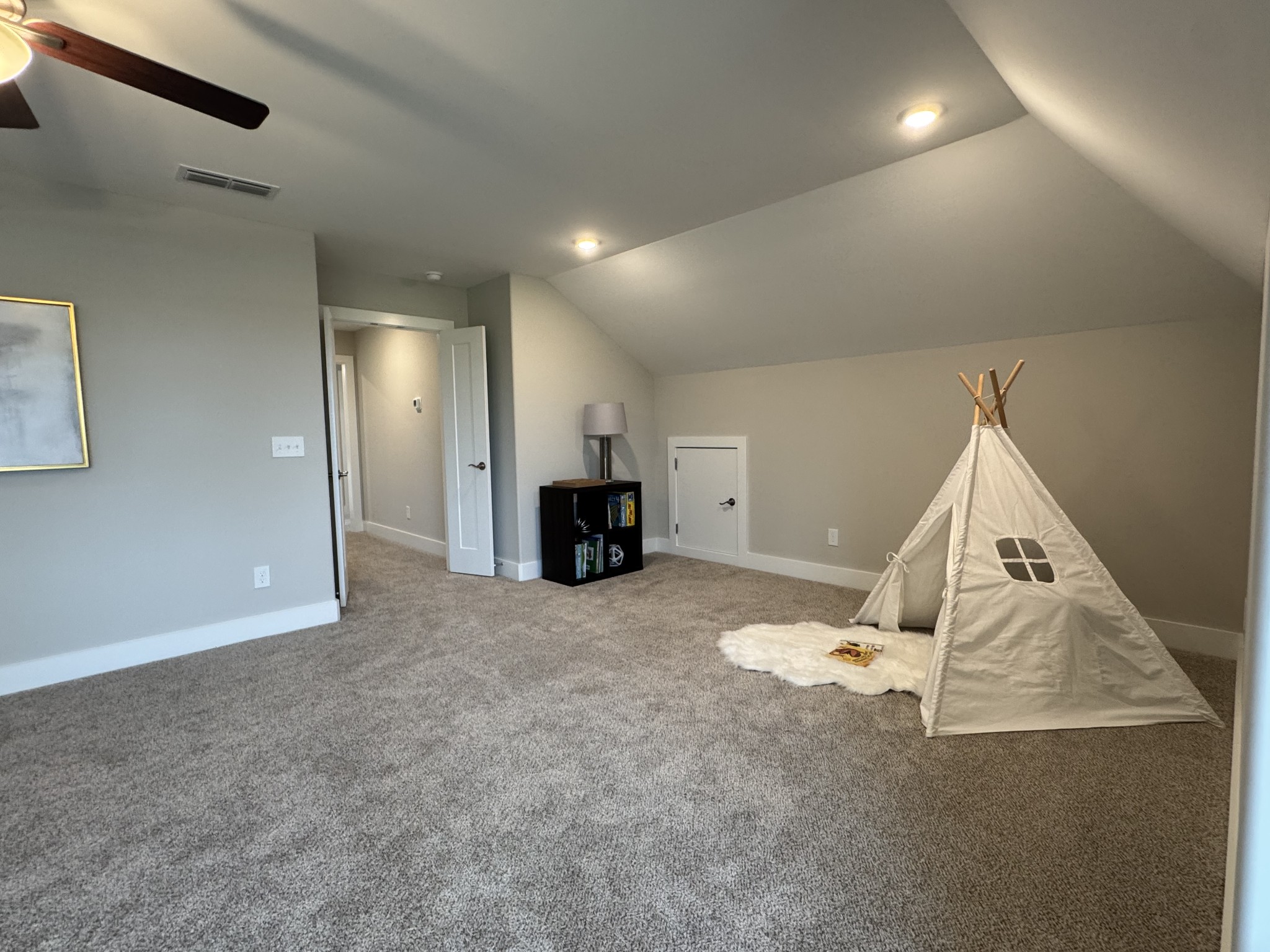 4109 Fargo Ct Property Photo 18