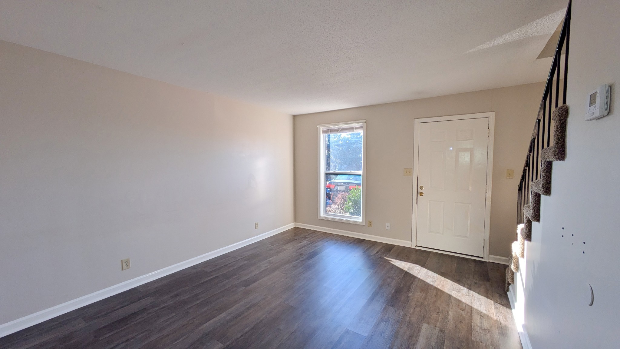 1531 E Knollwood Cir Property Photo 9