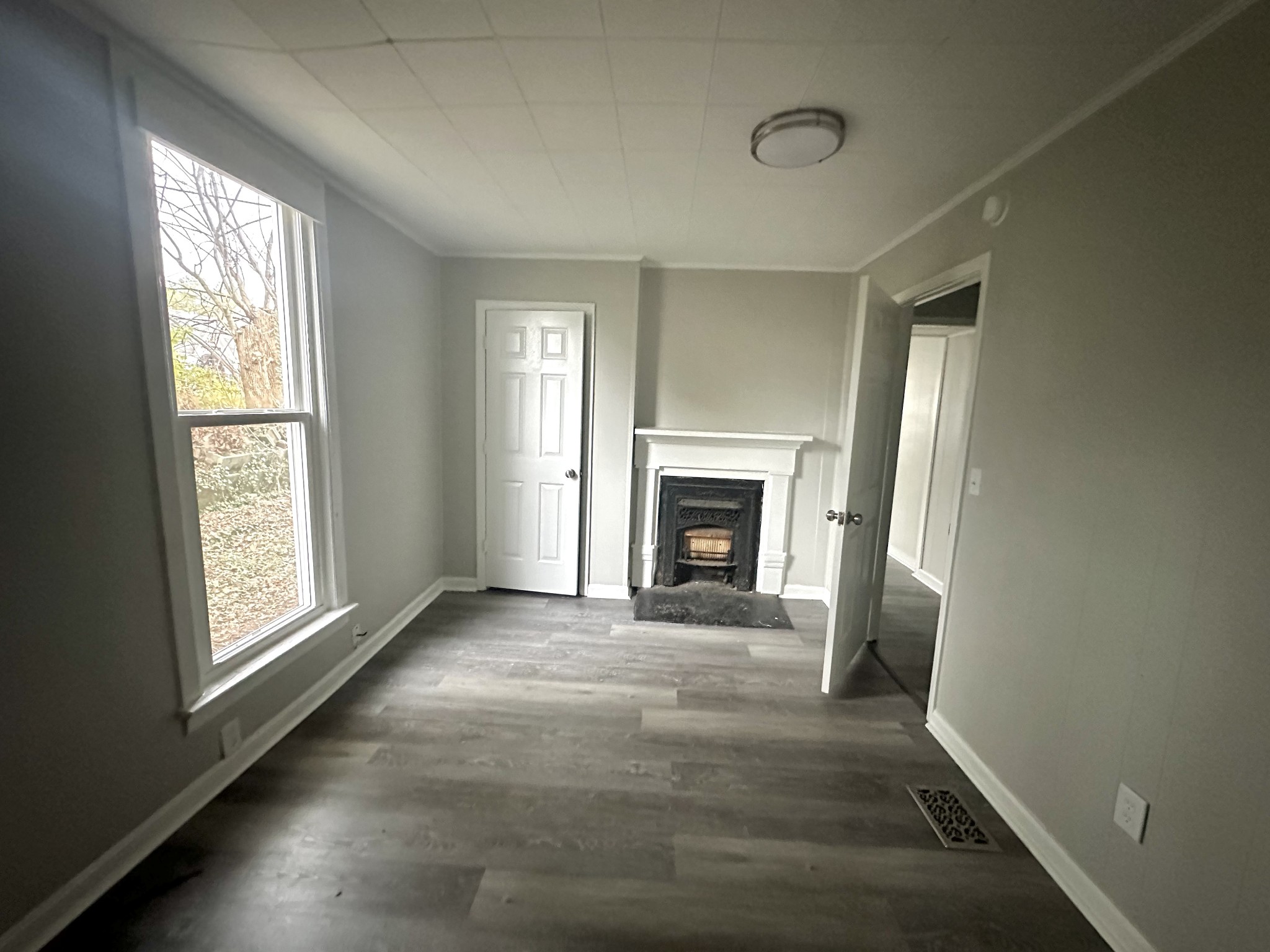 1102 Batts Blvd Property Photo 12