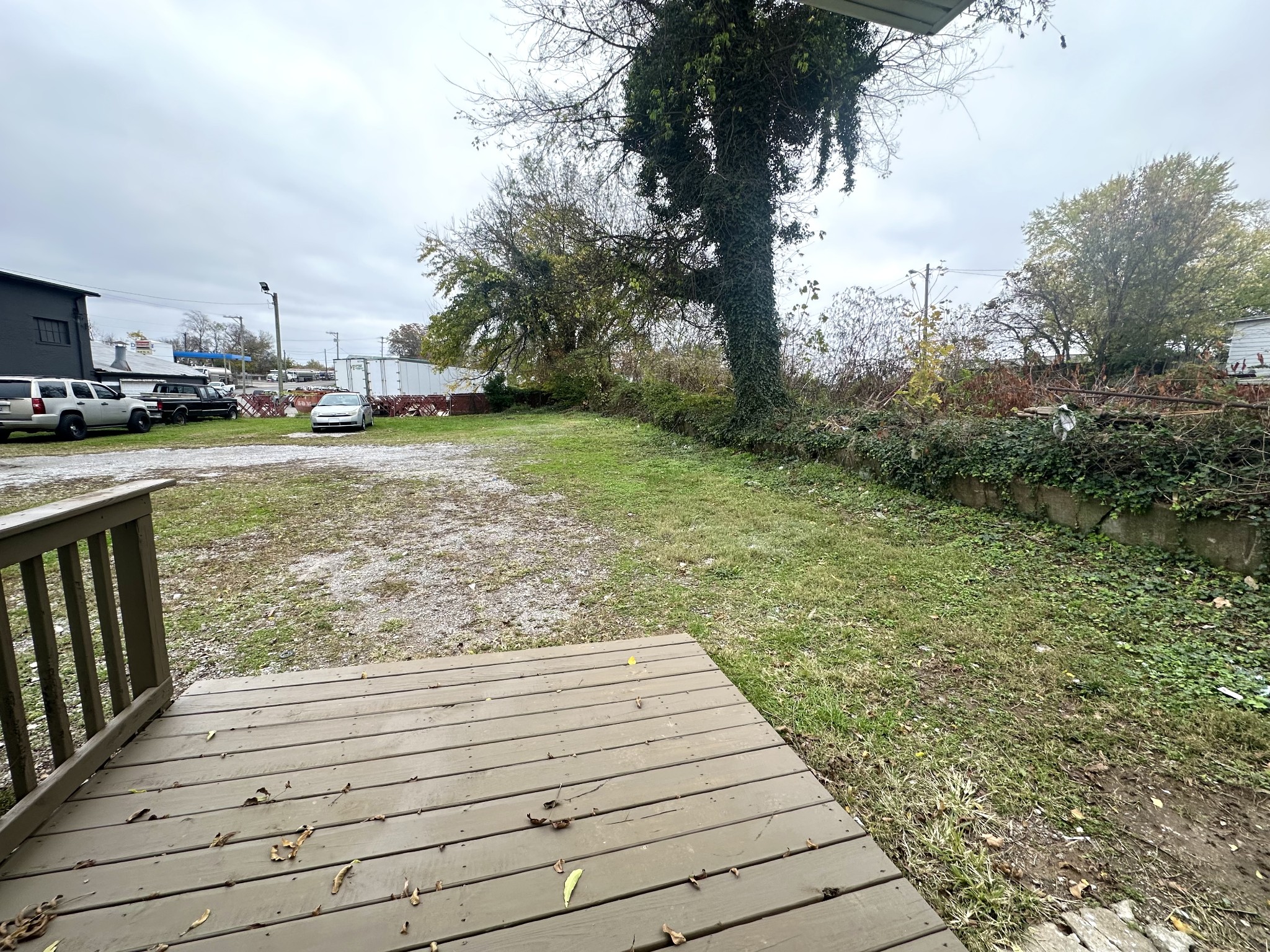 1102 Batts Blvd Property Photo 14
