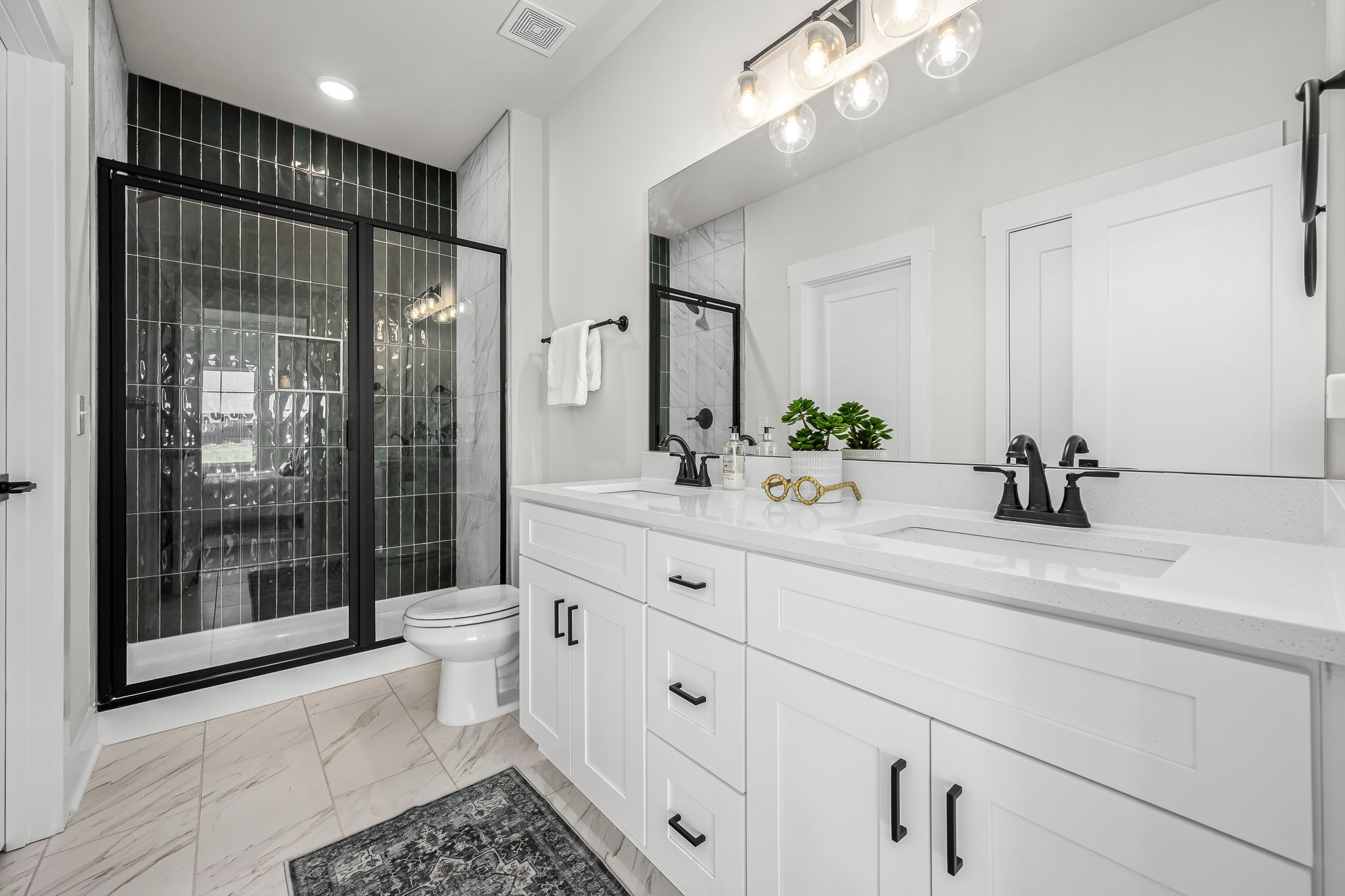 10112 Whitehorn Ln Property Photo 14