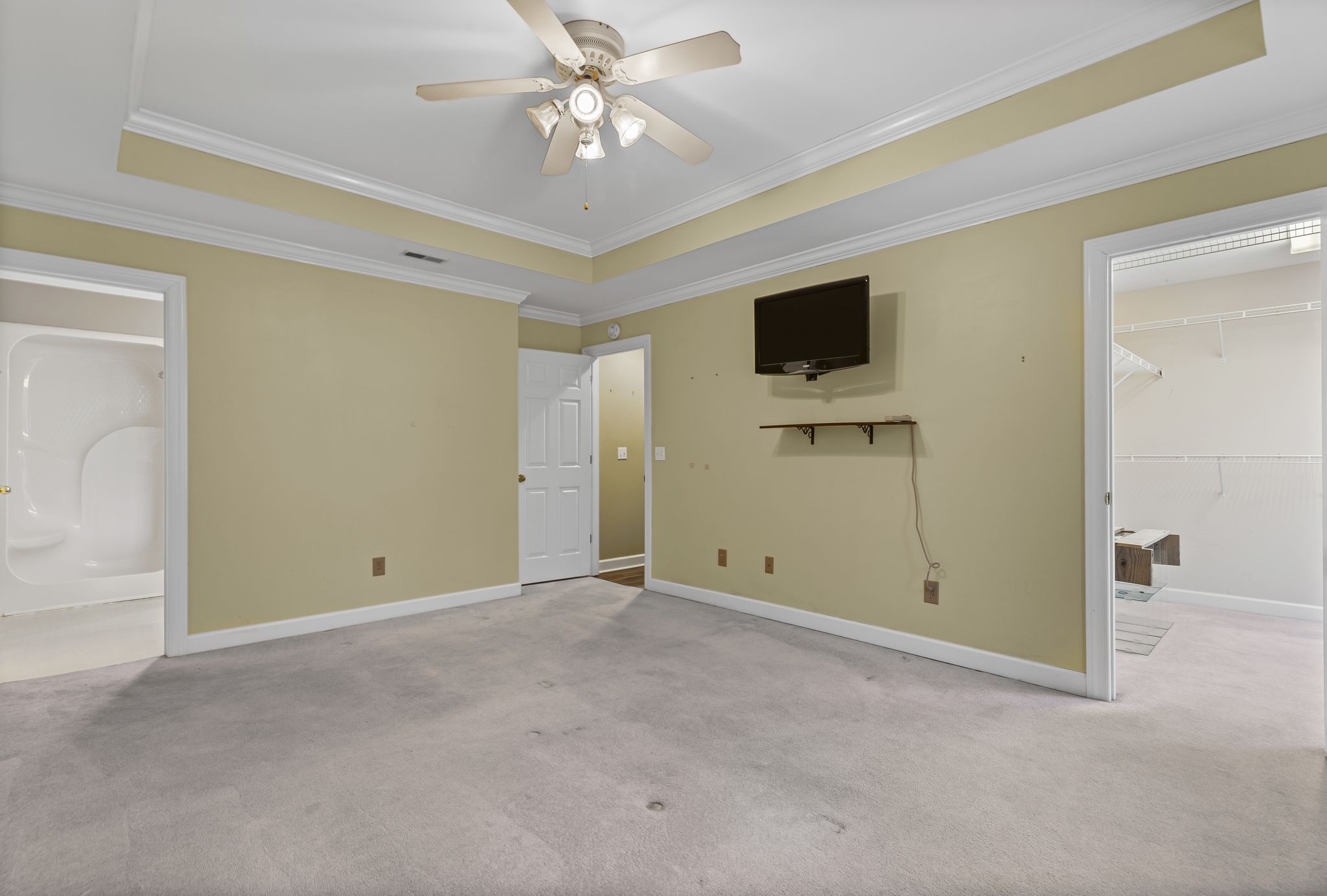 115 Lake Crest Ln Property Photo 29
