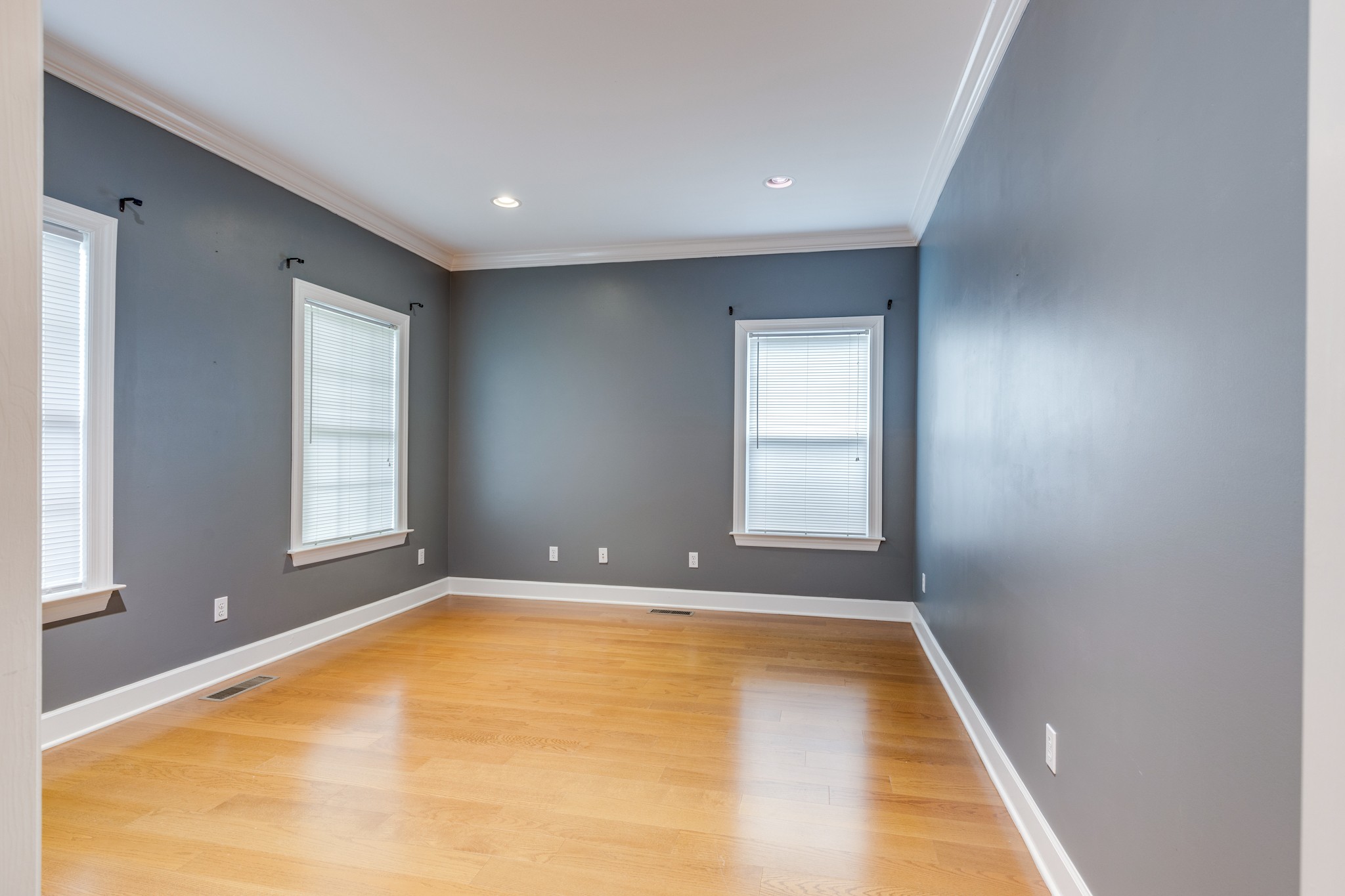 3033 Everleigh Pl Property Photo 4