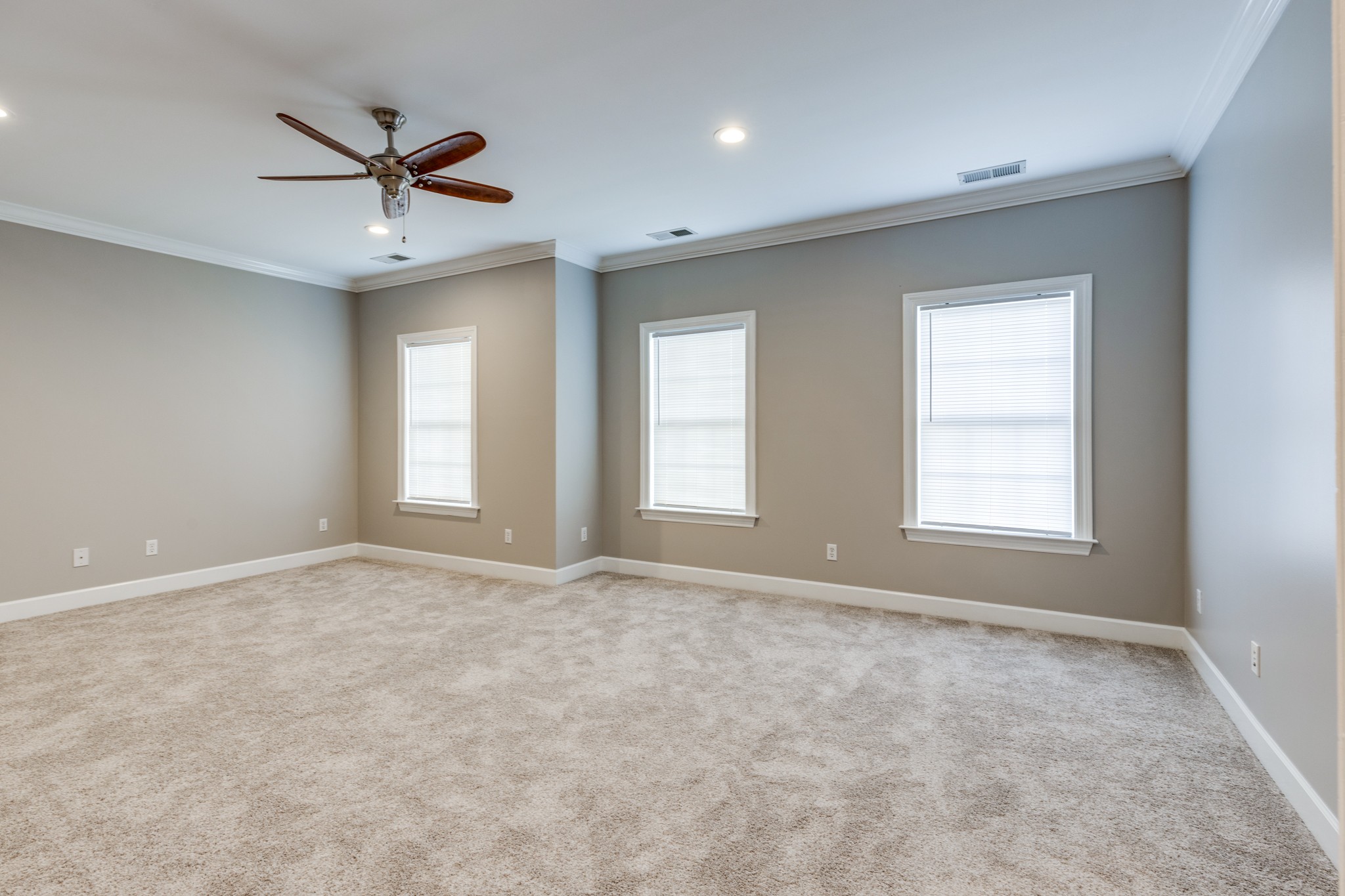 3033 Everleigh Pl Property Photo 14