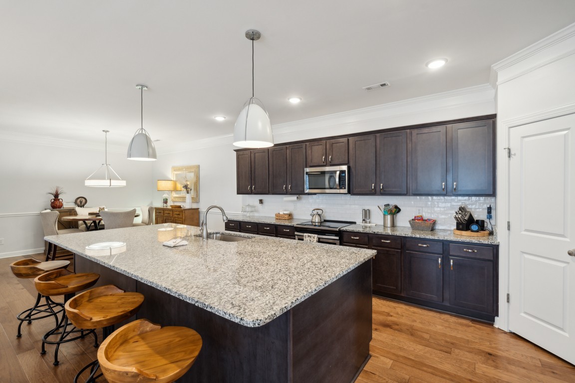 1140 Cavaletti Cir Property Photo 8