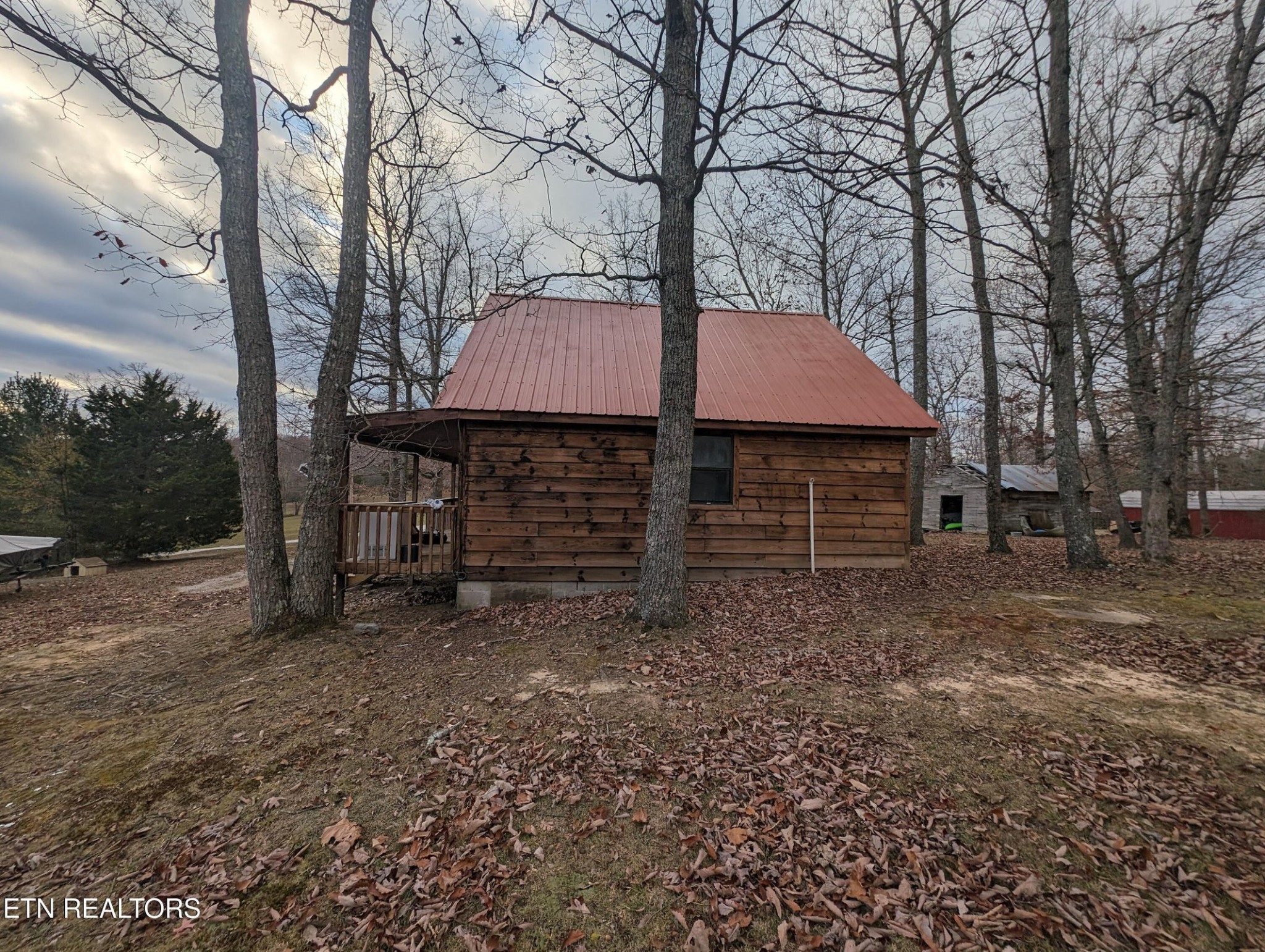 4385 Round Mountain Rd Property Photo 6