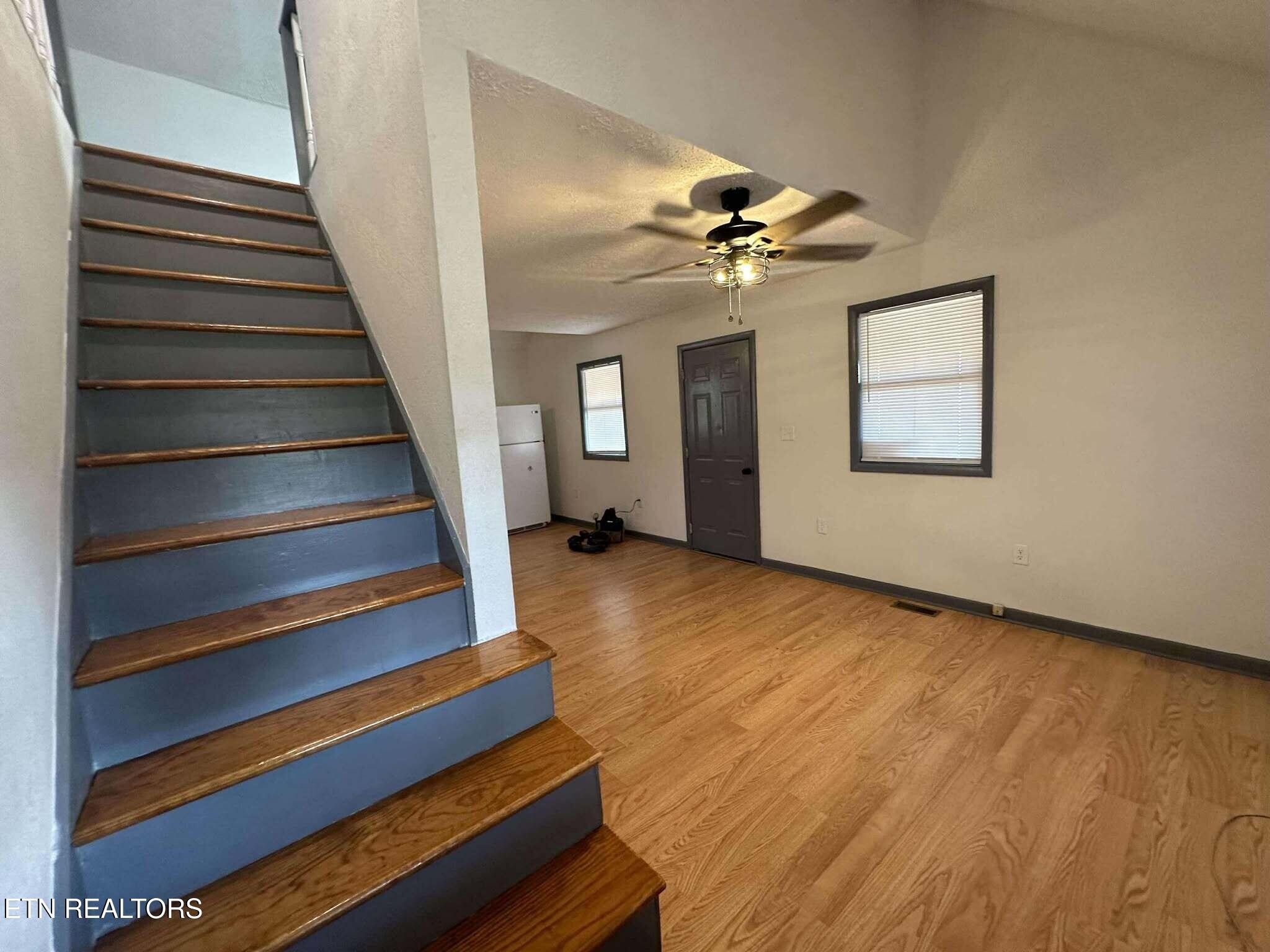 4385 Round Mountain Rd Property Photo 15