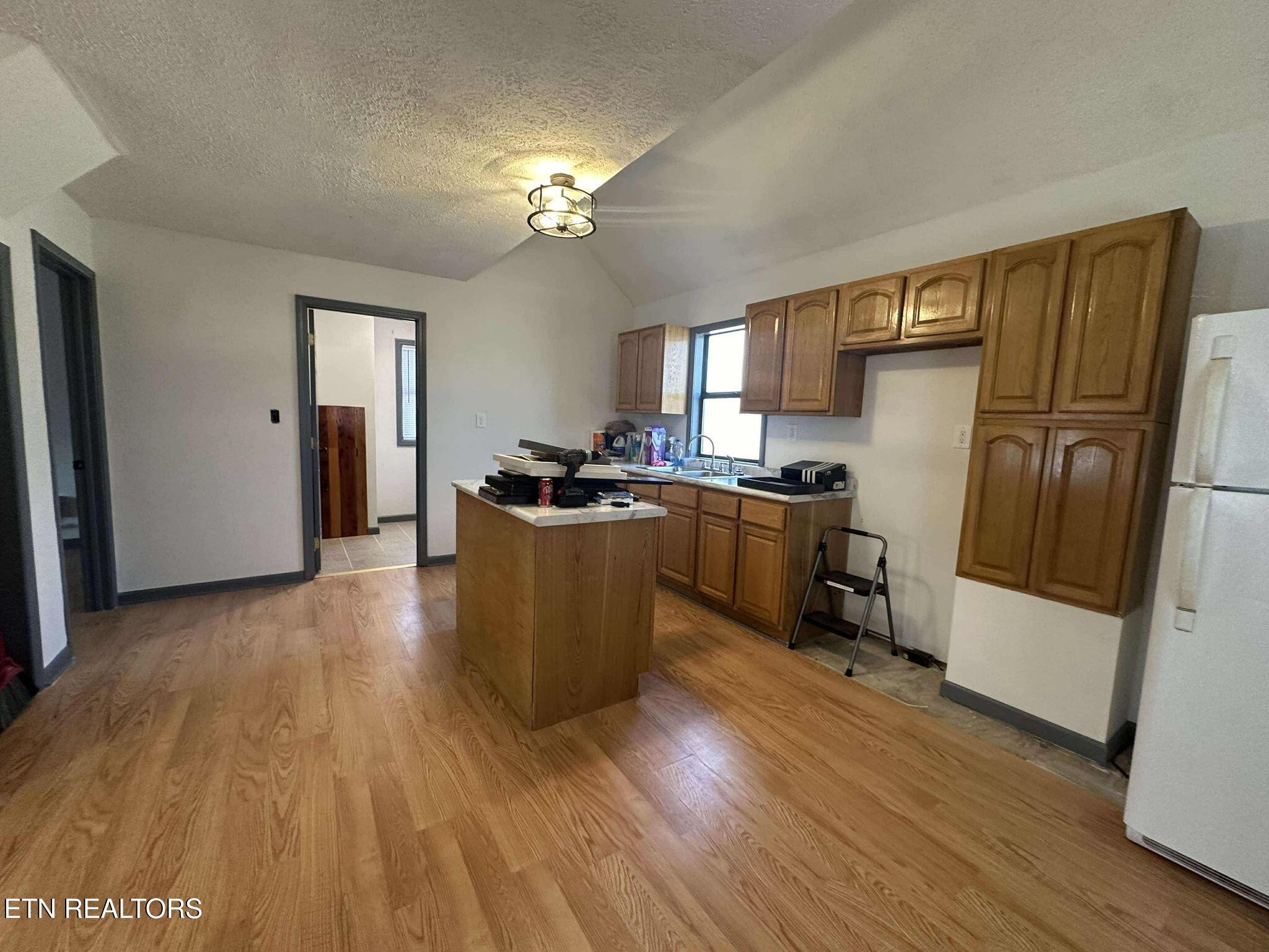 4385 Round Mountain Rd Property Photo 19
