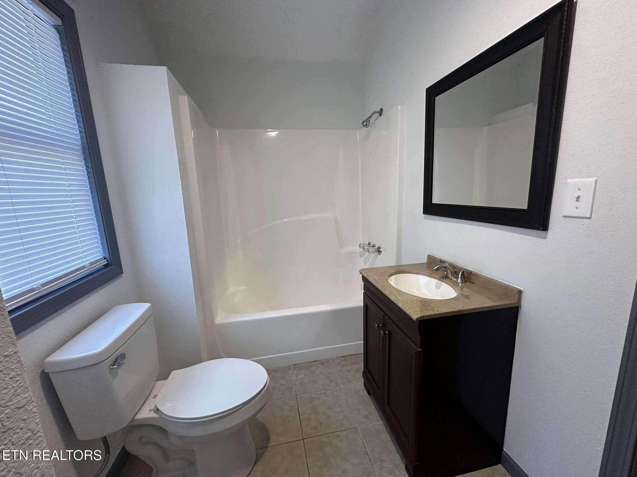 4385 Round Mountain Rd Property Photo 26
