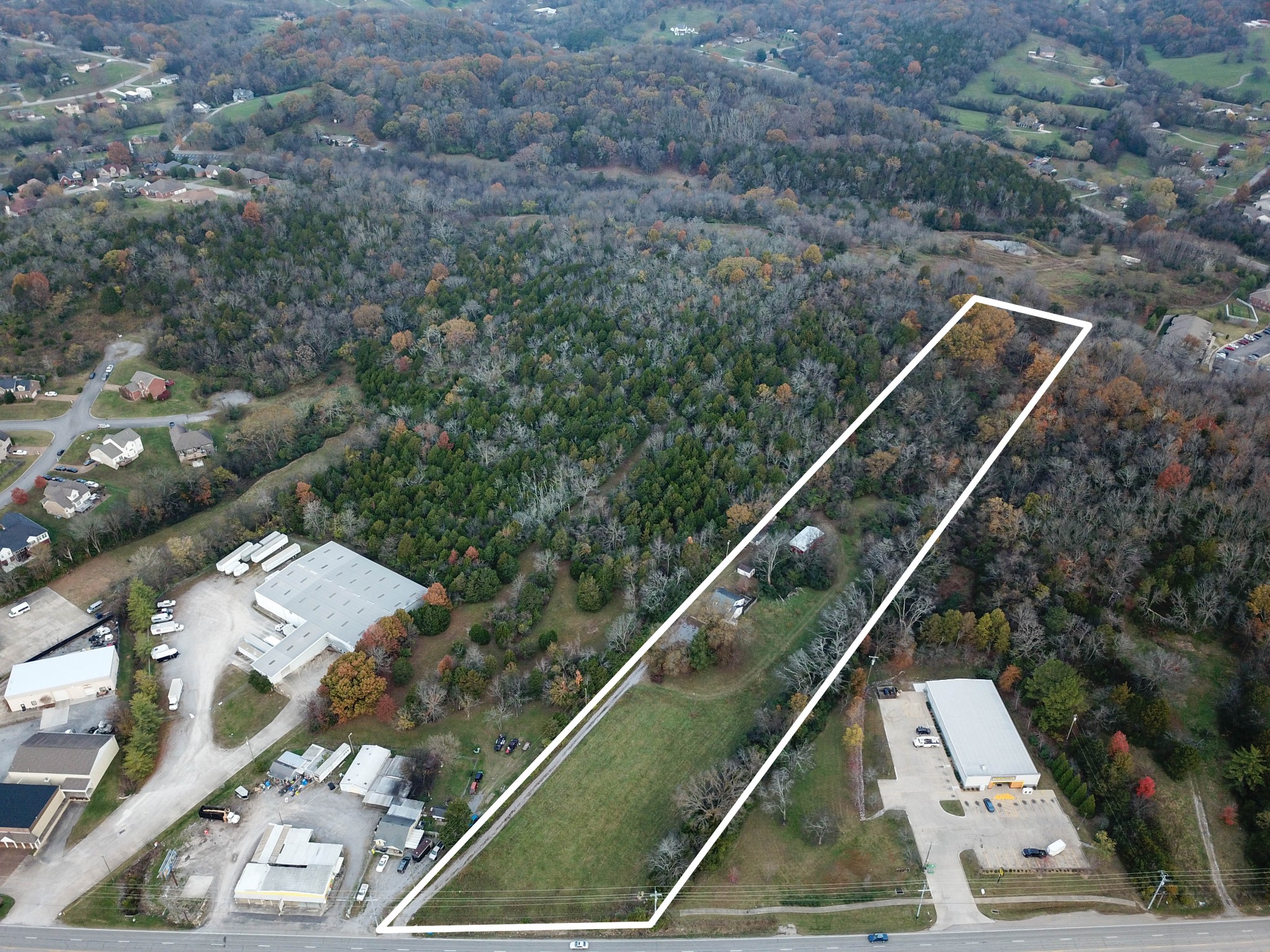 1219 S Dickerson Rd Property Photo 2