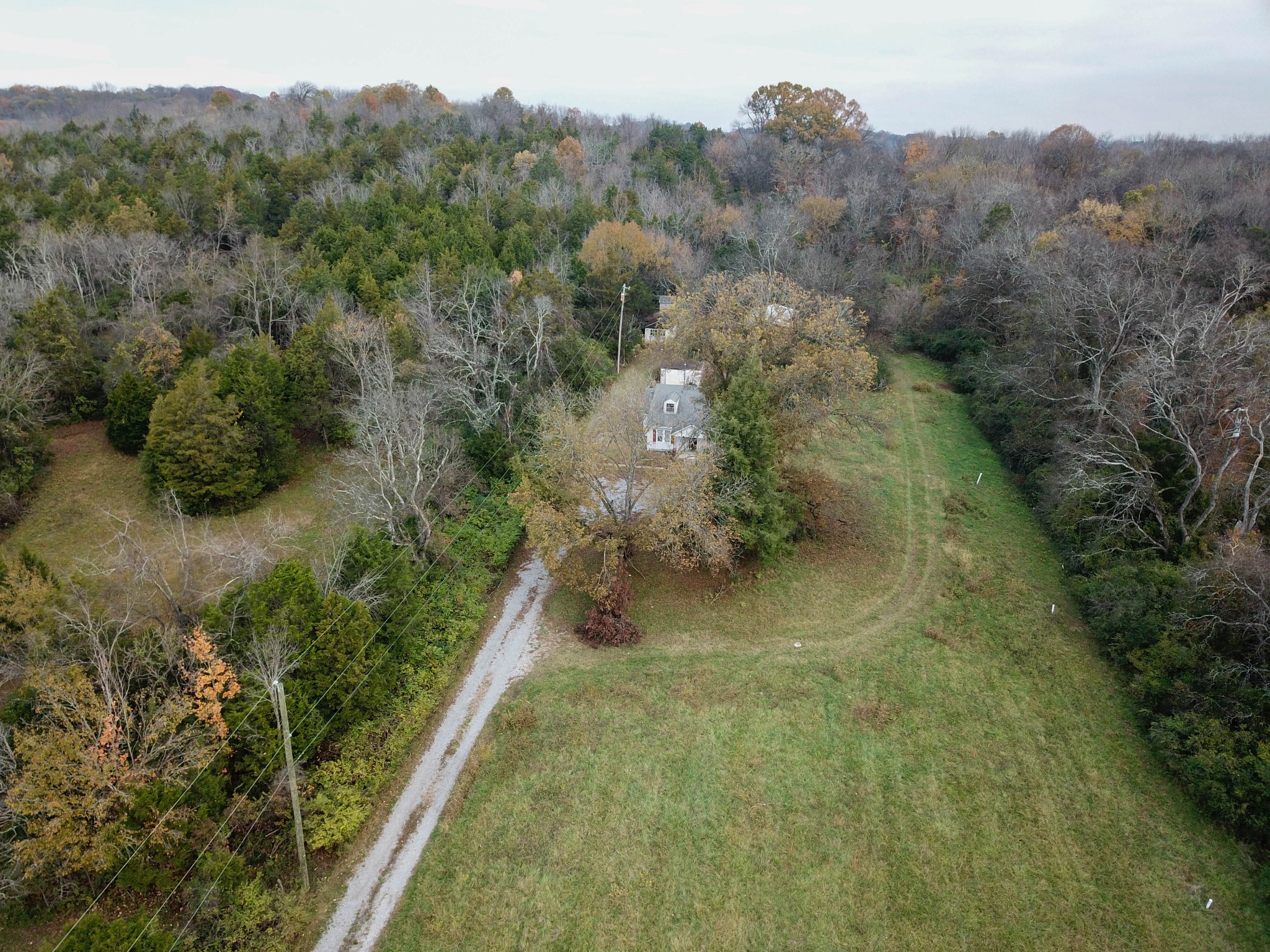1219 S Dickerson Rd Property Photo 7