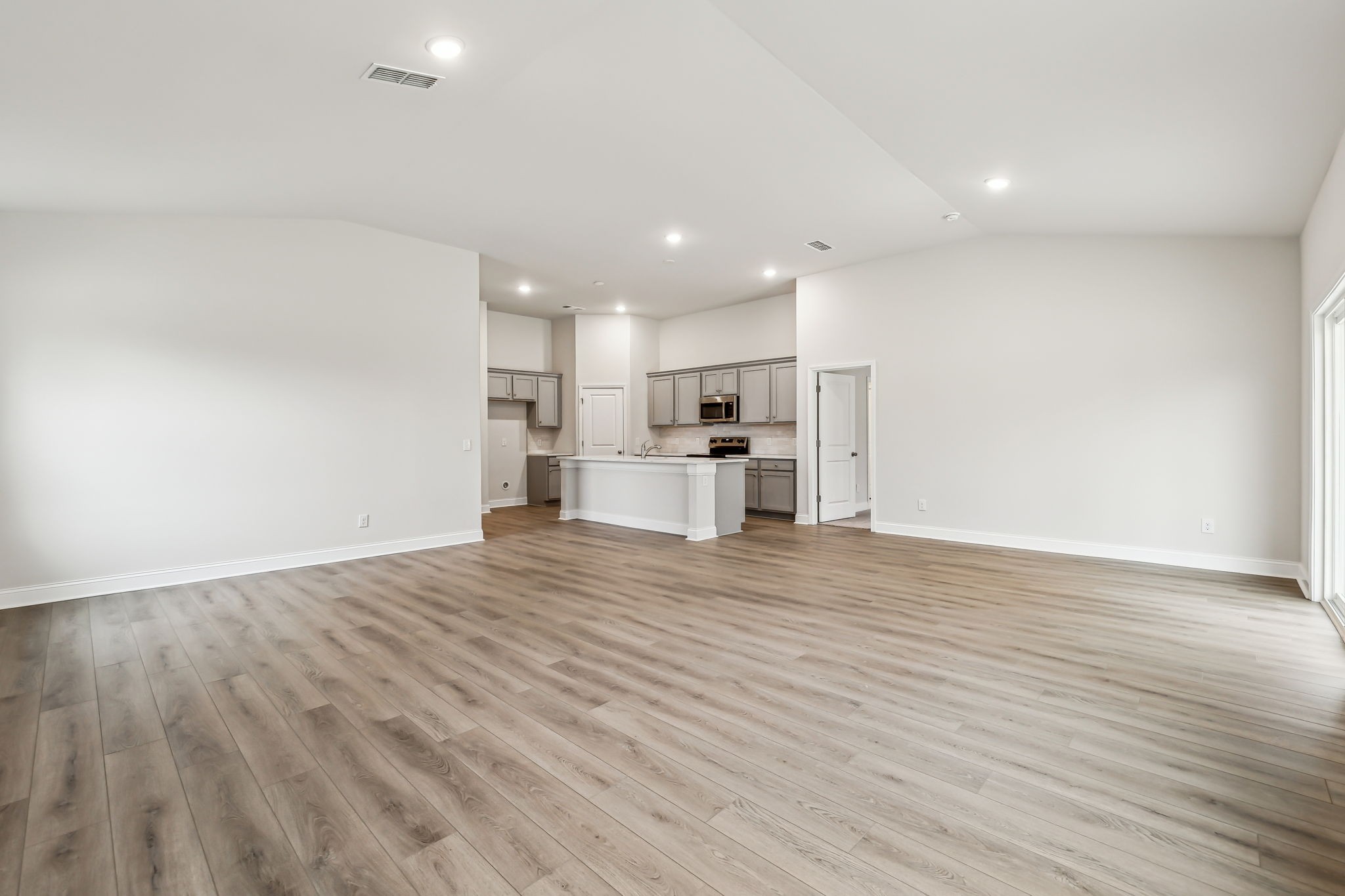 118 Cades Bluff Property Photo 13