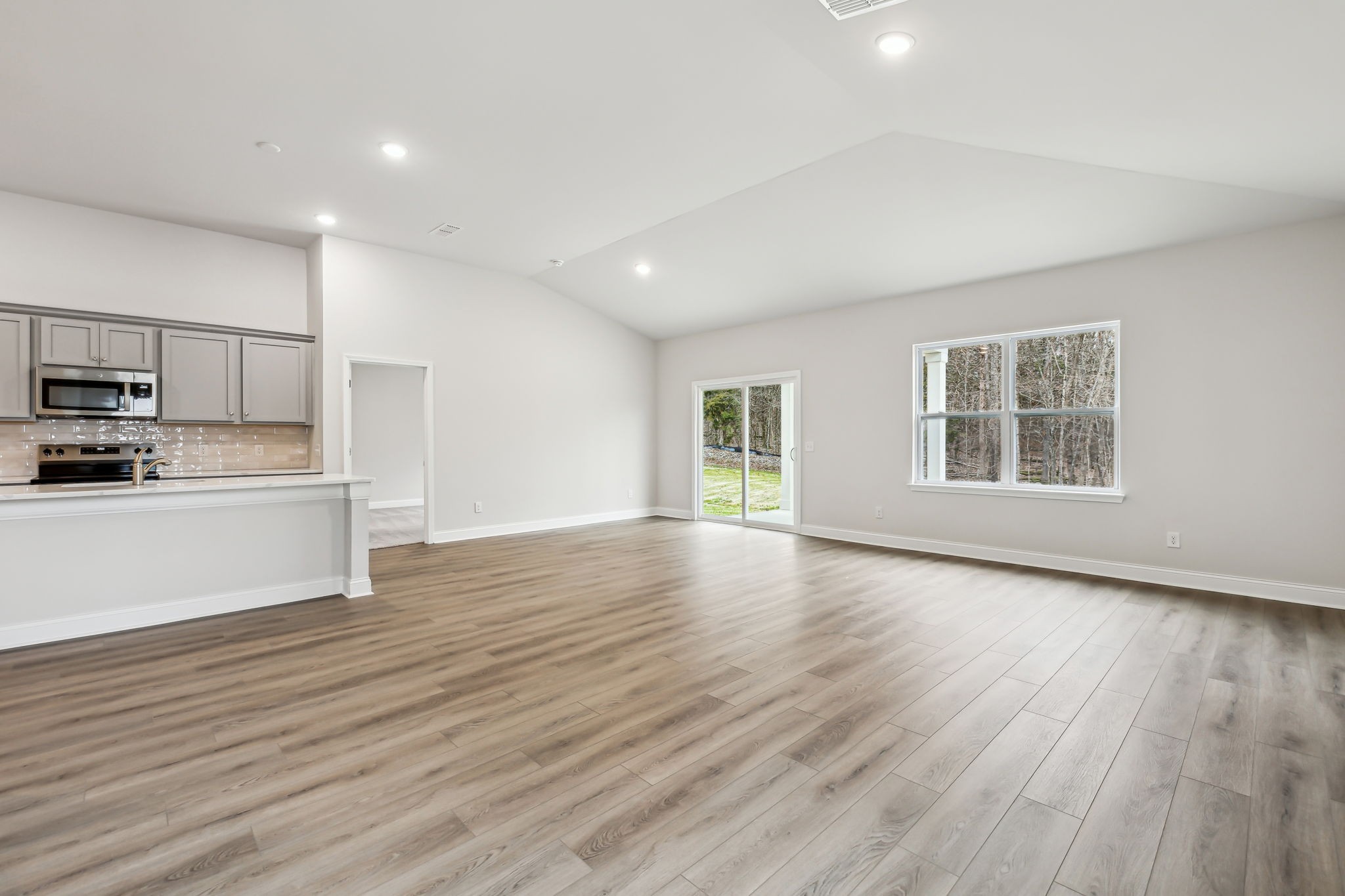 118 Cades Bluff Property Photo 14